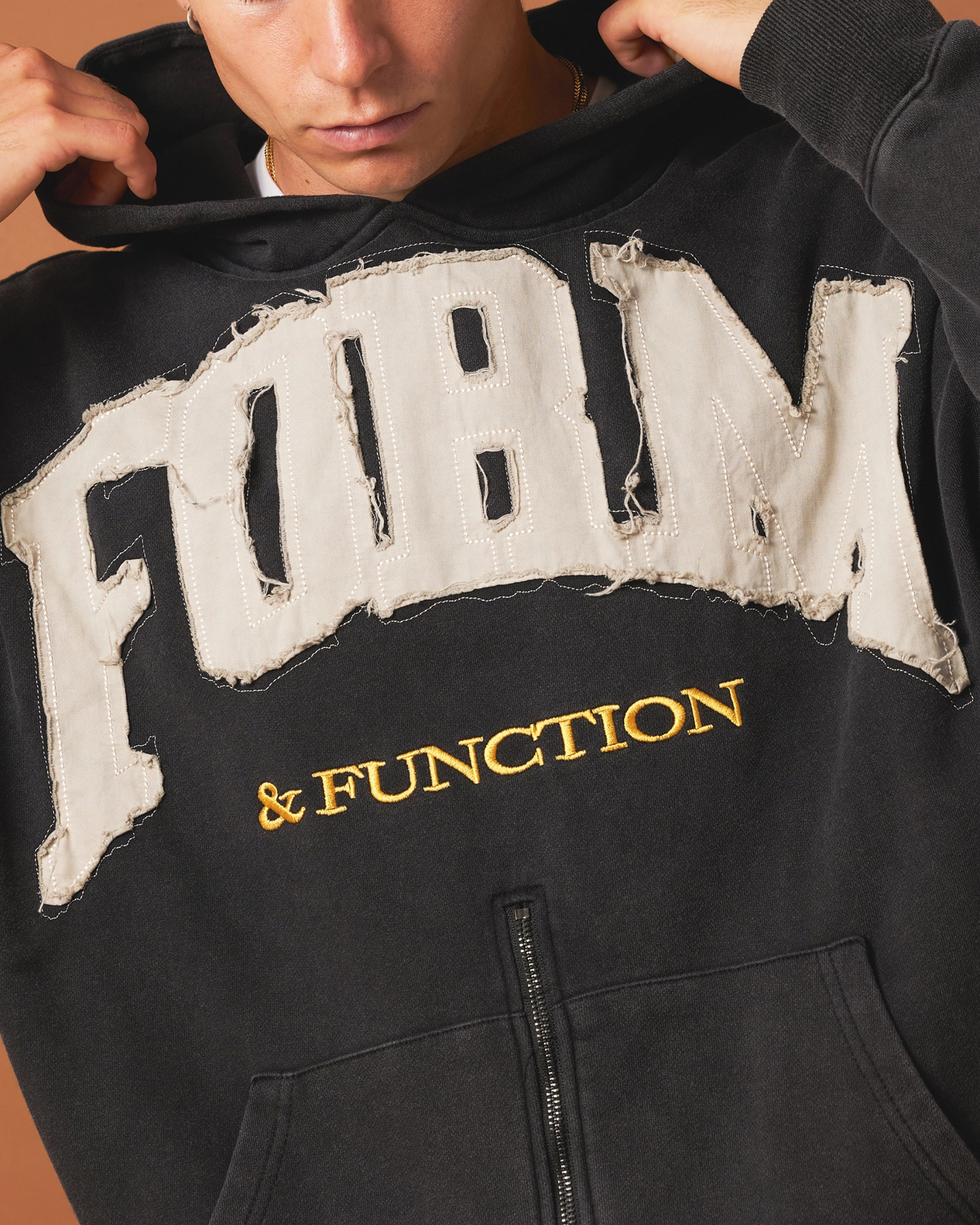 404 Bottom Zip Form Hoodie Washed Charcoal complementary item Compact Packability