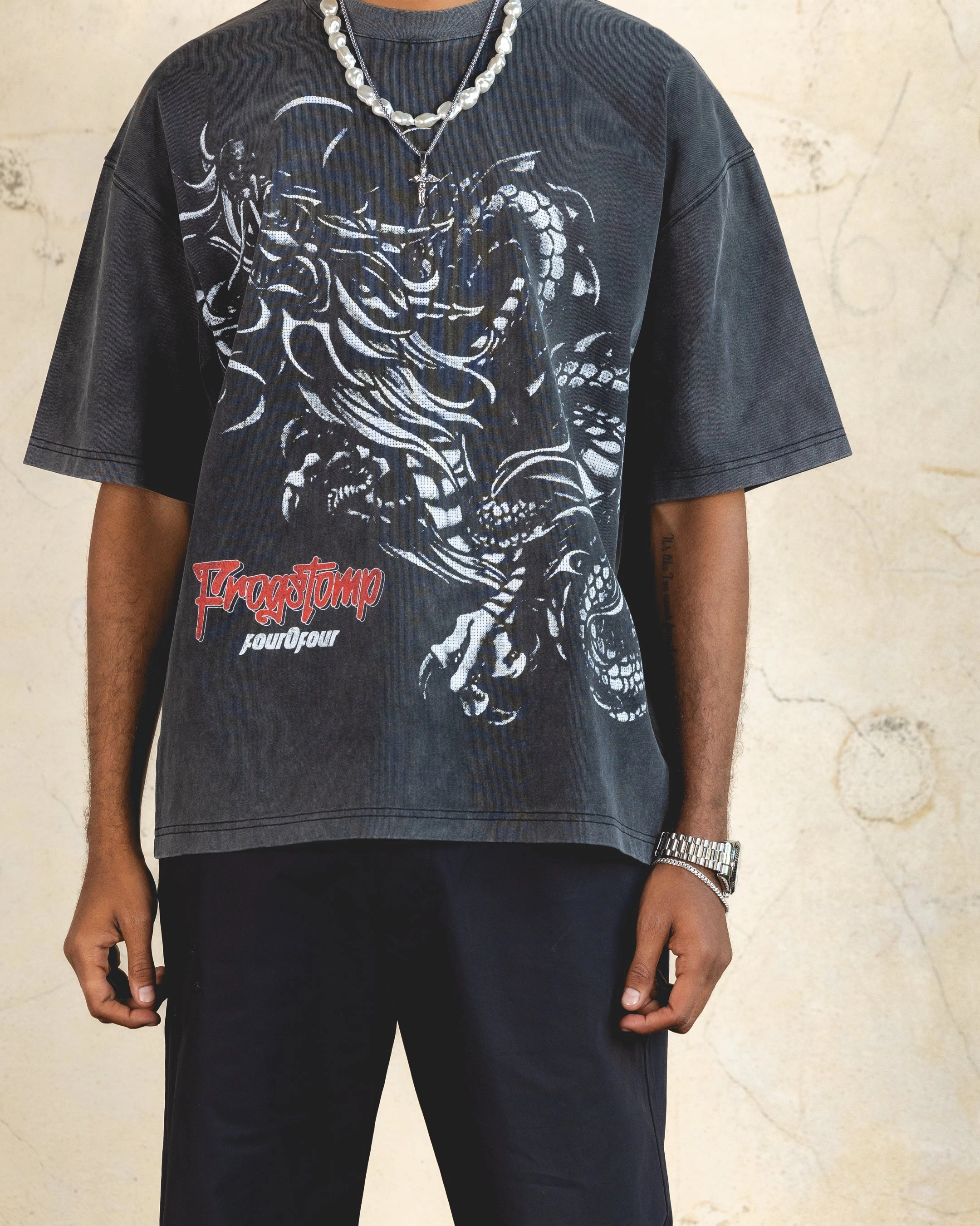 Trendy Comfort Wear Ruffled edges 404 Dragon Vintage T-Shirt Vintage Charcoal