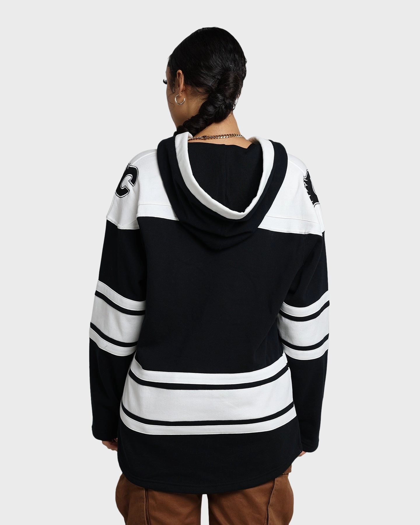 Simple Fit Ergonomic Paneling 47 Brand Calgary Flames Superior Lacer Hoodie Jet Black
