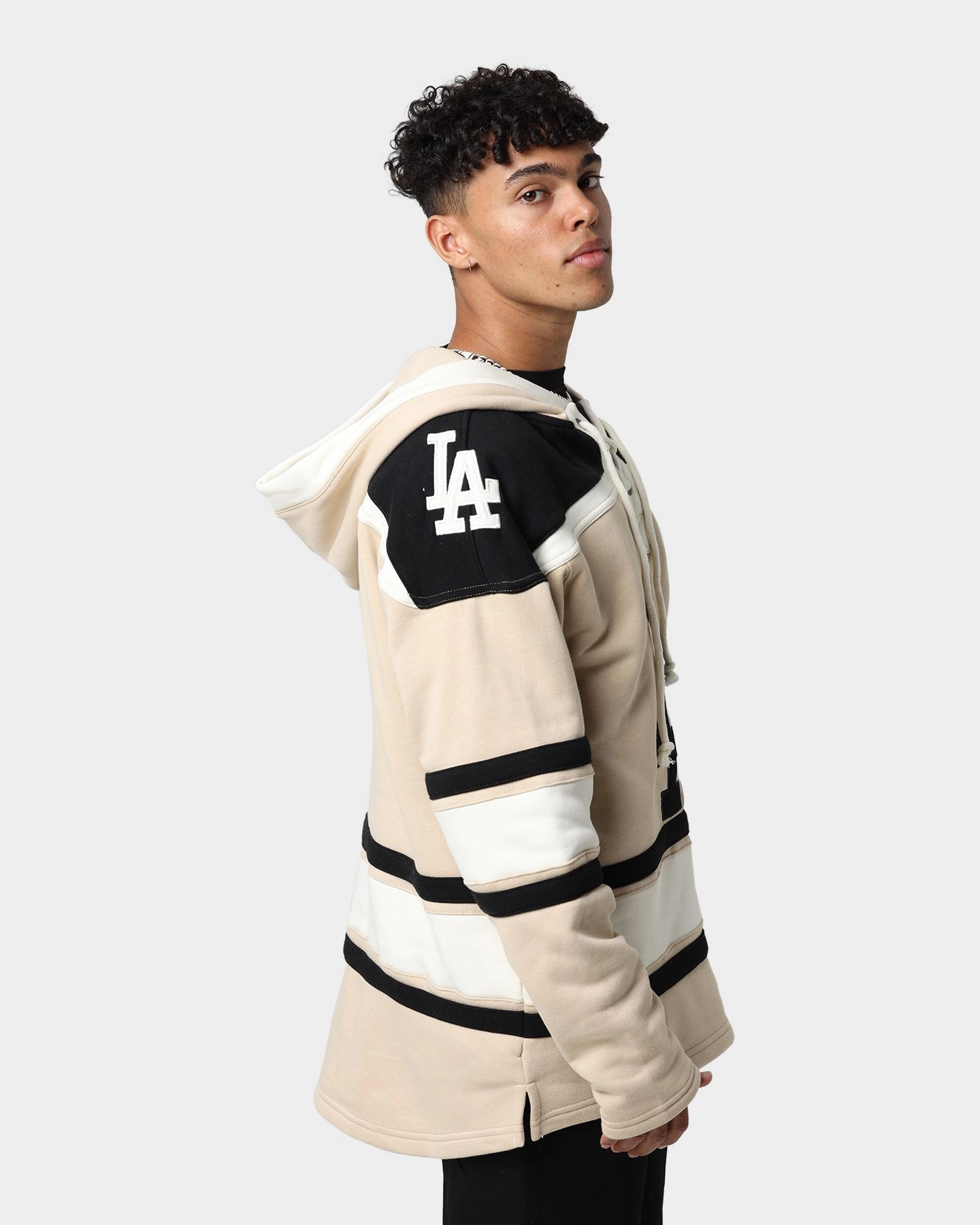 47 Brand Los Angeles Dodgers Superior Lacer Hoodie Khaki New Year's Eve attire