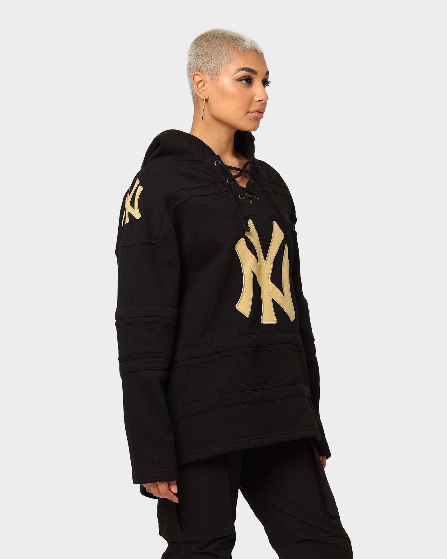 47 Brand New York Yankees Superior Lacer Hoodie Black/Gold Reinforced Shoulders Dream