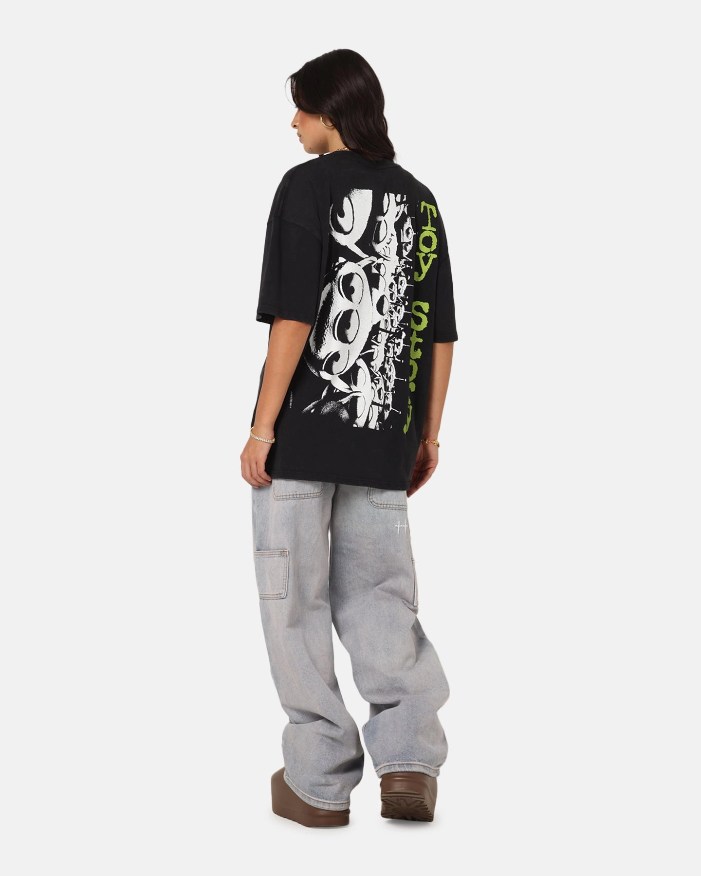 Layering Comfort Chic Design 73 Studio Disney Pixar Toy Story Little Green Men Vintage T-Shirt Black Acidwash