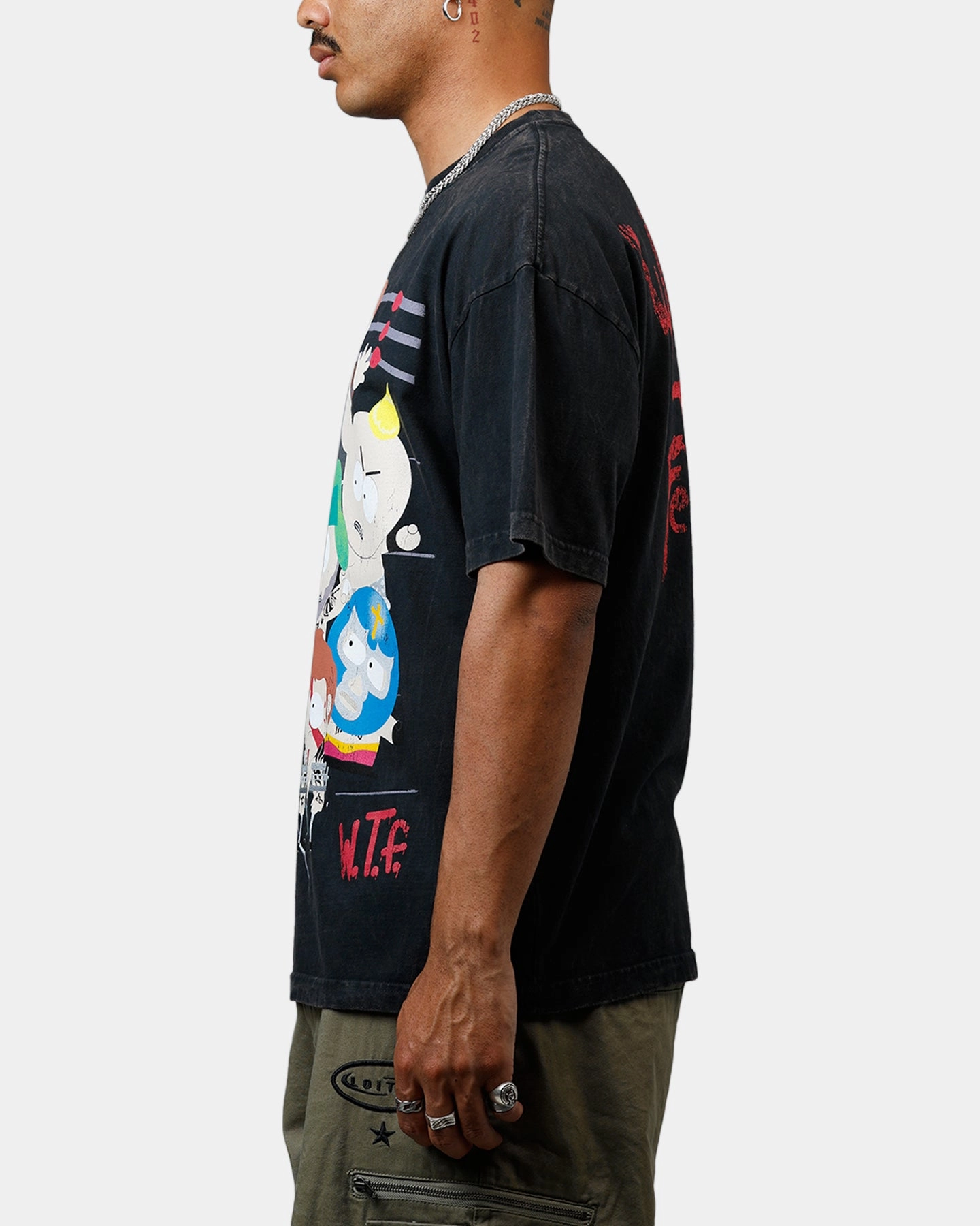 73 Studio WTF Heavyweight T-Shirt Black Acidwash Cool and casual color blocking
