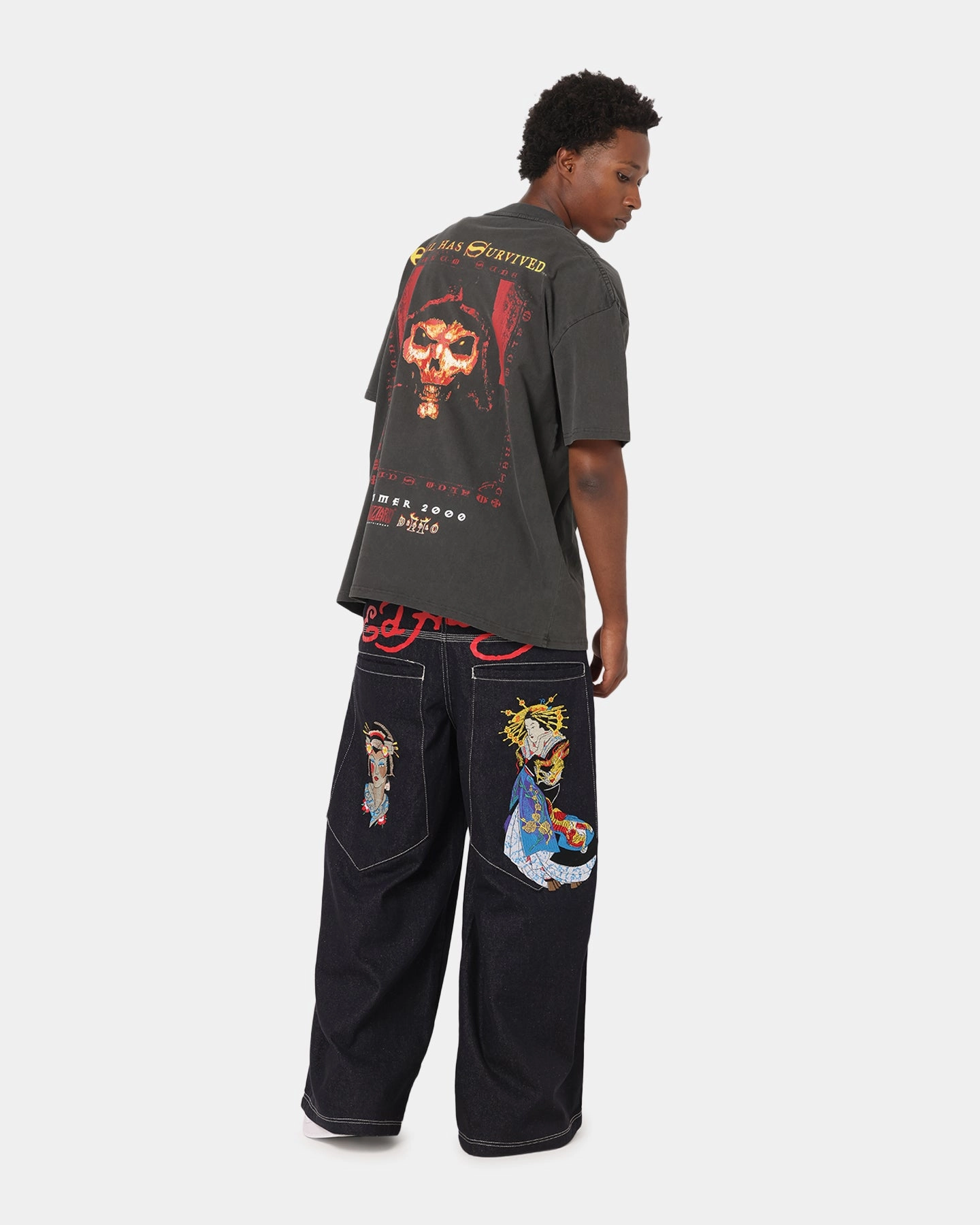73 Studio X Diablo Halloween Summer 2000 Vintage T-Shirt Black Wash Easy Wear Look