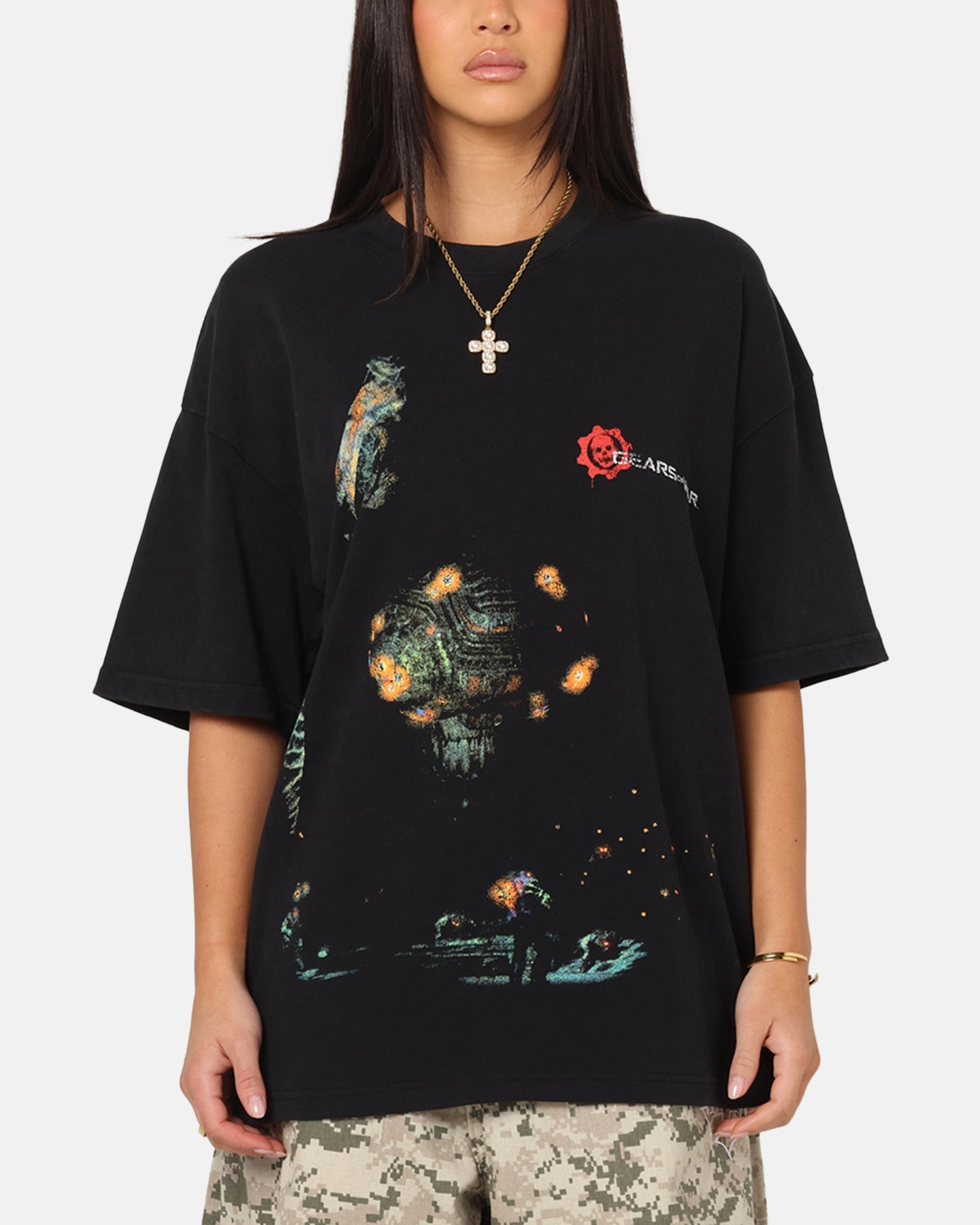 Oversized Silhouette 73 Studio X Gears Of War '06 Mad World Vintage T-Shirt Black Acidwash