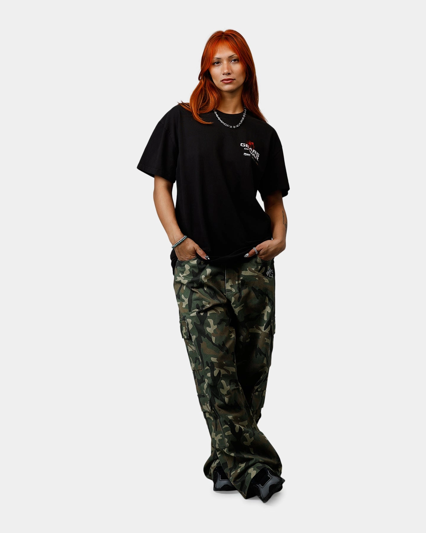 Chic And Comfortable Classic Style Trend 73 Studio X Gears Of War Lancer T-Shirt Black