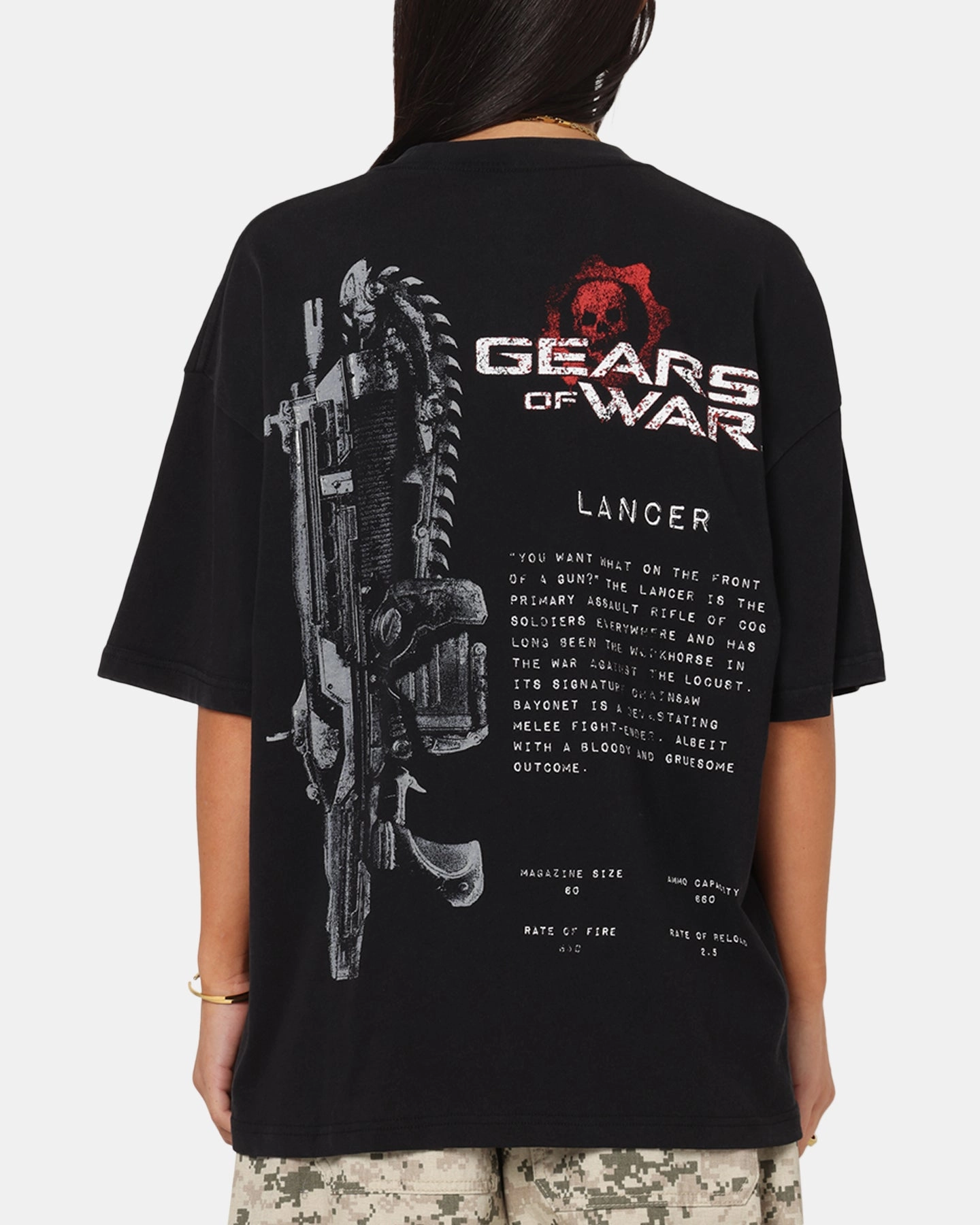 Trendy Apparel Fit for Everyone 73 Studio X Gears Of War Lancer Vintage T-Shirt Black Acidwash