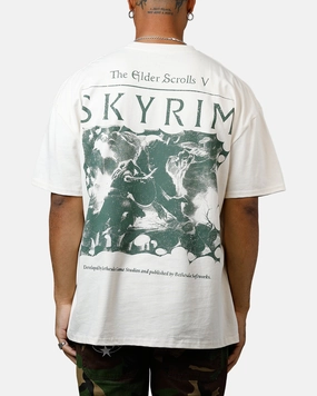 TemperatureRegulating Minimalistic Wear 73 Studio X The Elder Scrolls V: Skyrim Vintage T-Shirt Off White
