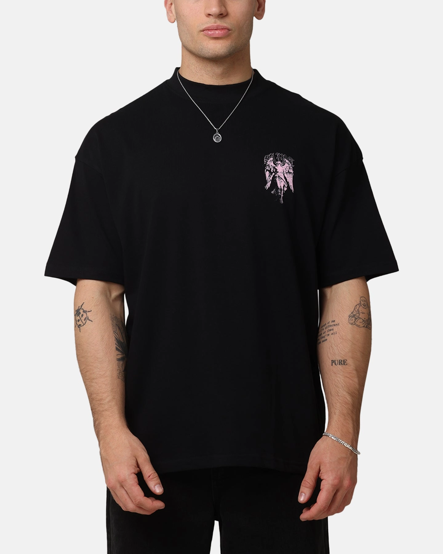 Saint Morta Lucian Mock Neck T-Shirt Black/Pink Street Casual Look