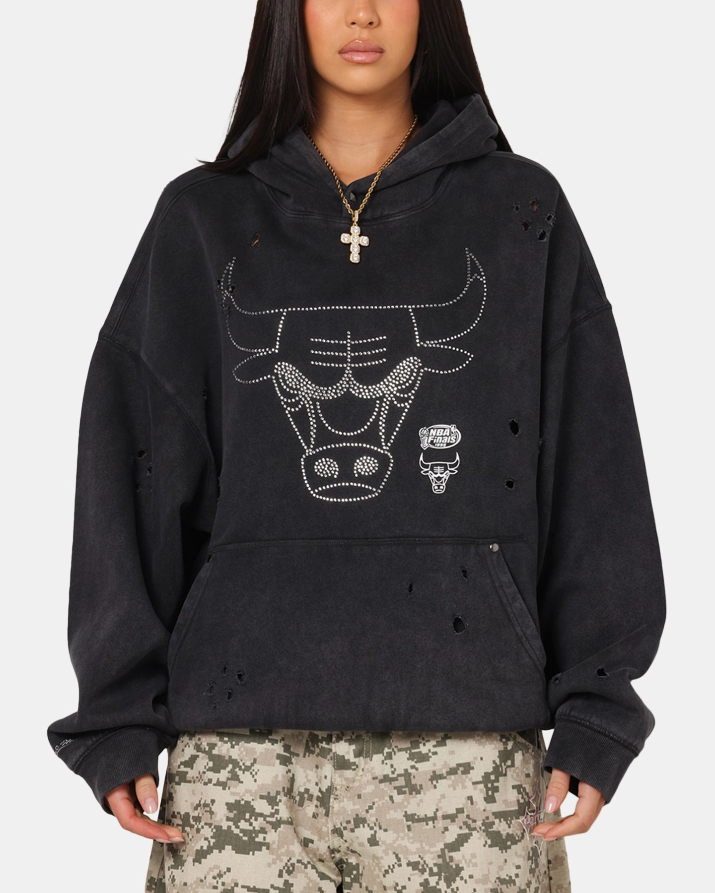 Mitchell & Ness Chicago Bulls Distressed Rhinestone Logo Hoodie Faded Black Cozy Fit