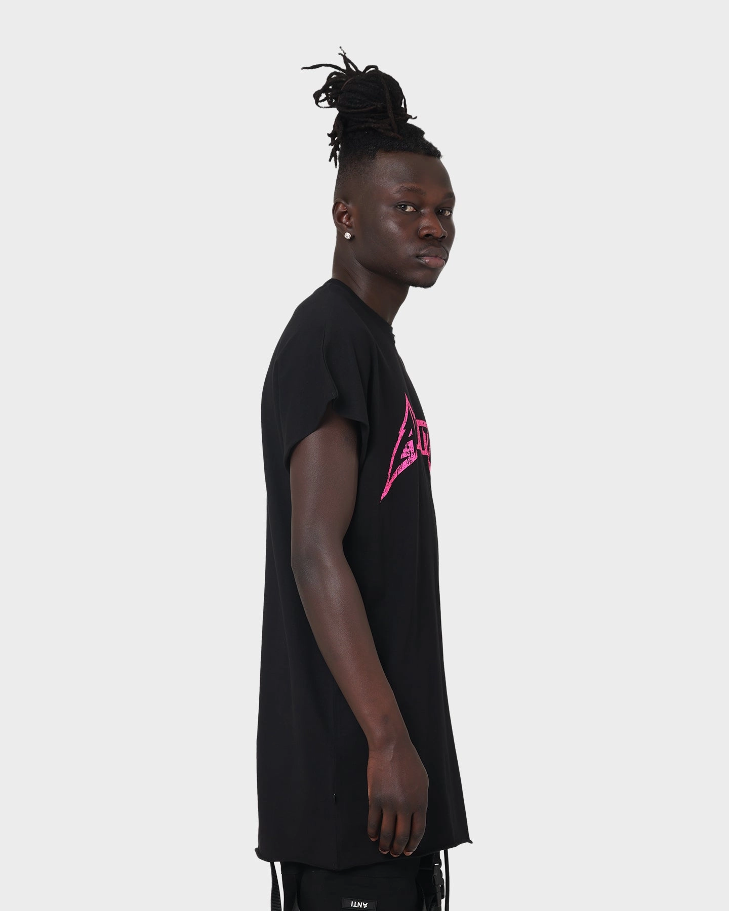 Flexible Cuff Design The Anti Order Heavy Metal Bat T-Shirt Black/Pink
