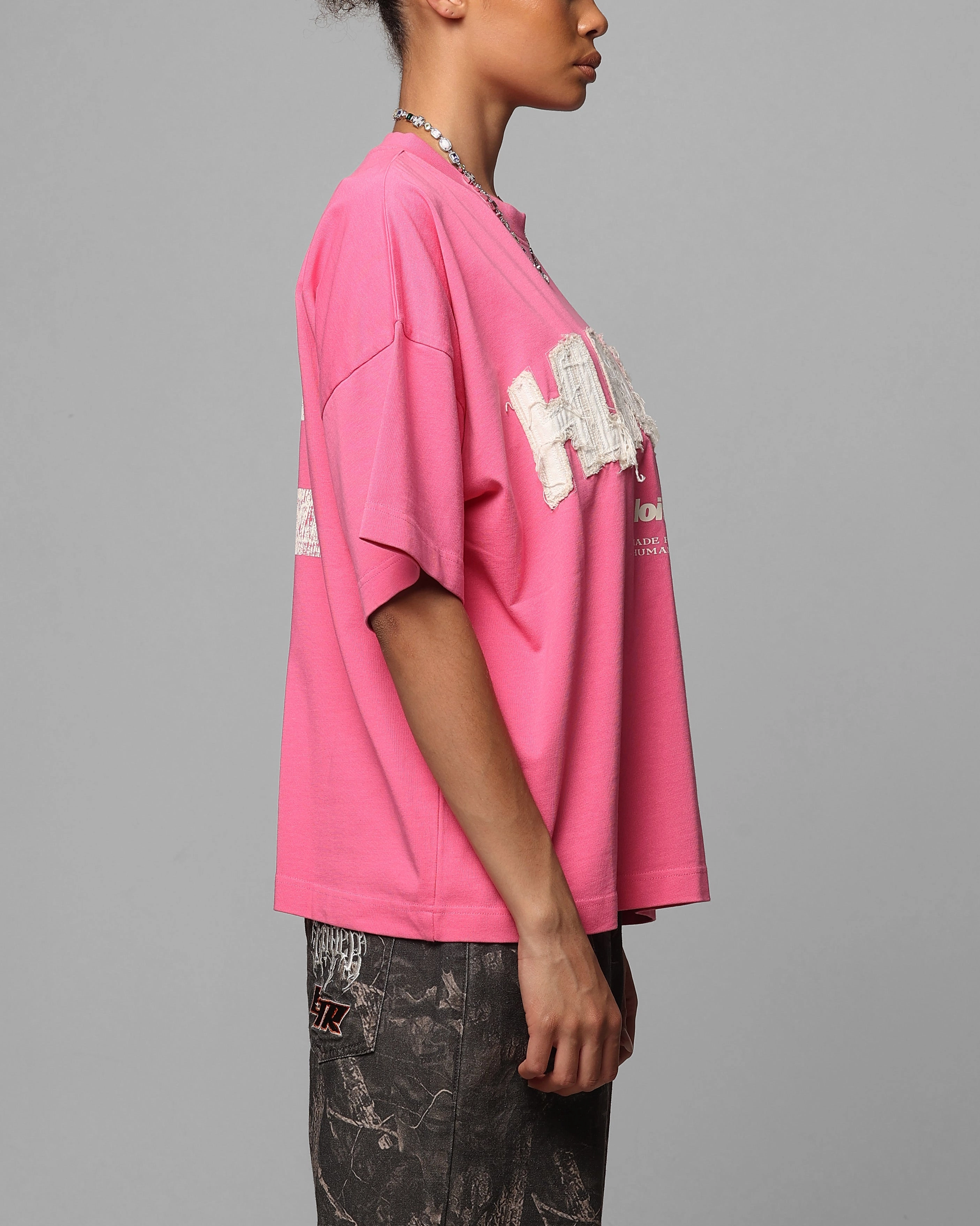 Relaxed and Comfy Easygoing Design Loiter Human Box T-Shirt Pink