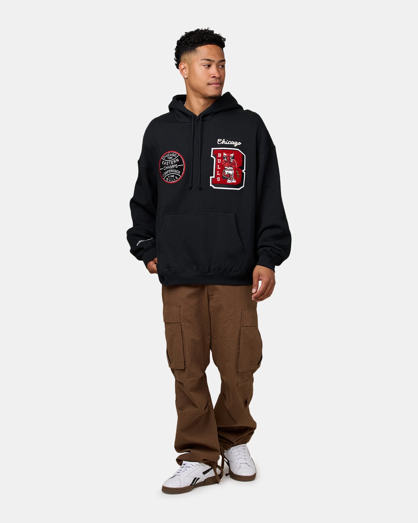 Mitchell & Ness Chicago Bulls Conference Hoodie Faded Black Noise Free Movement Taped Seams
