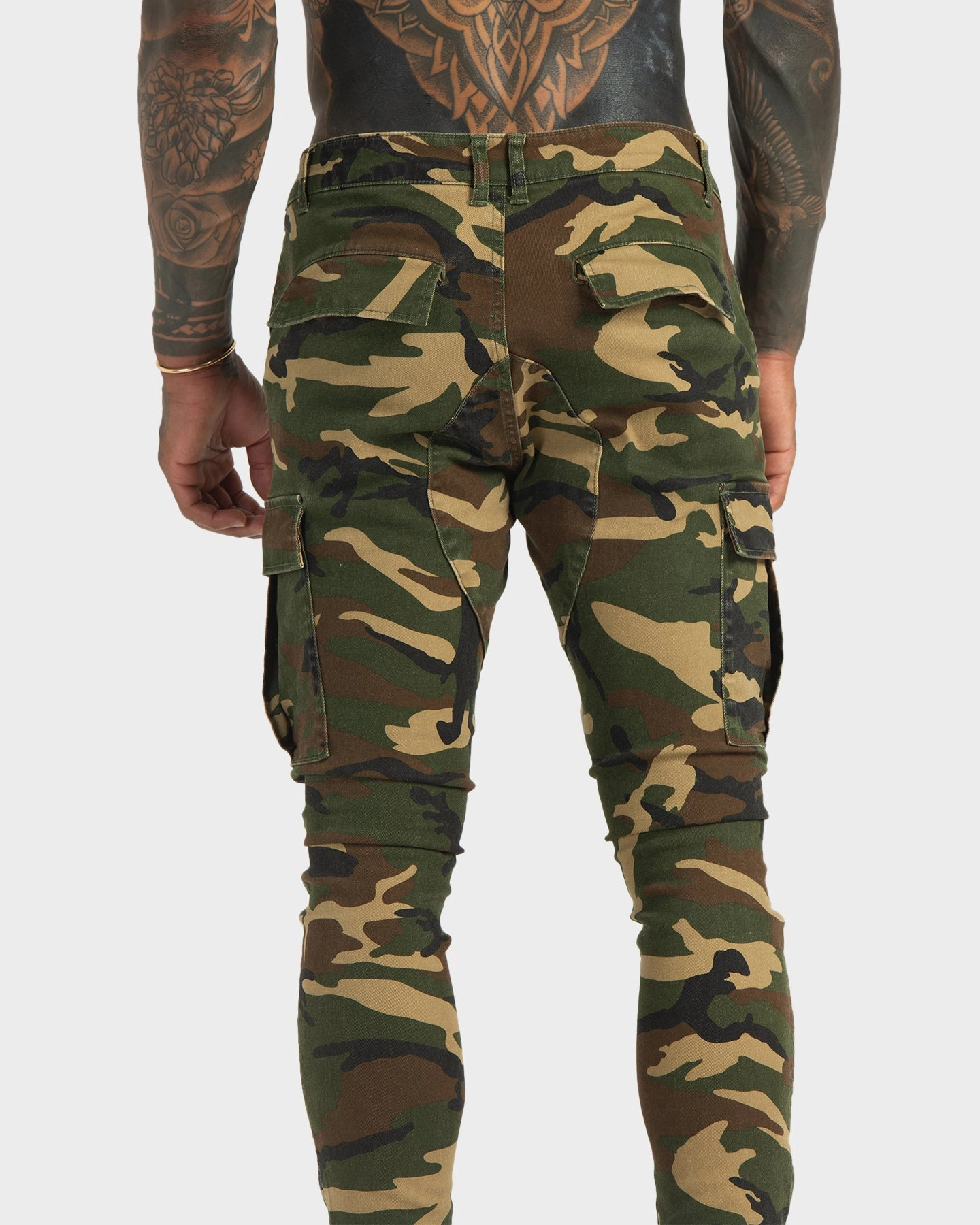 Streetwear Fan Minimalist Style Anytime Fit XXIII Sergeant Camo Ripped Jeans Camo