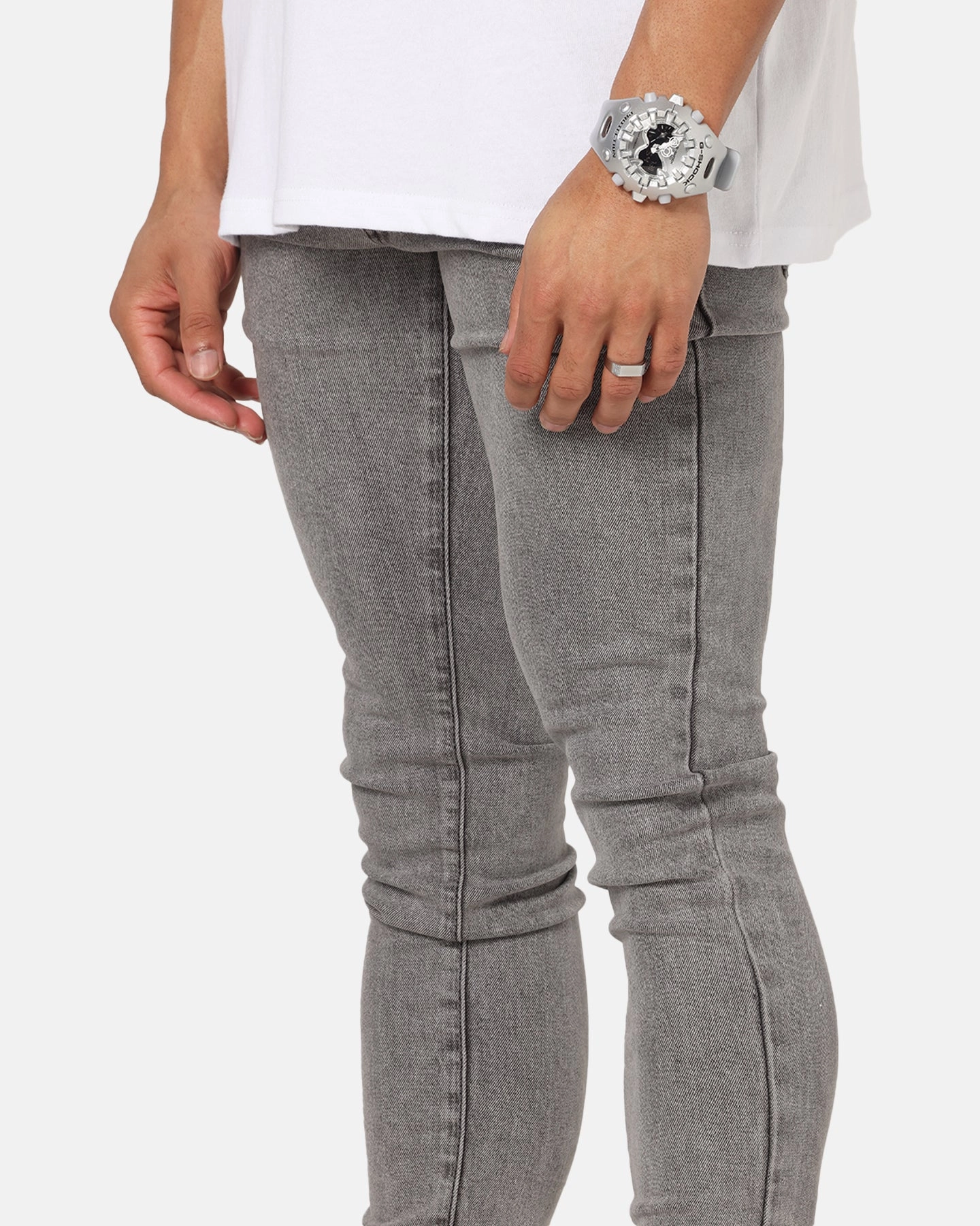 Saint Morta Dynasty Jeans Sulphur Grey Sandblasted Details Weekend Style