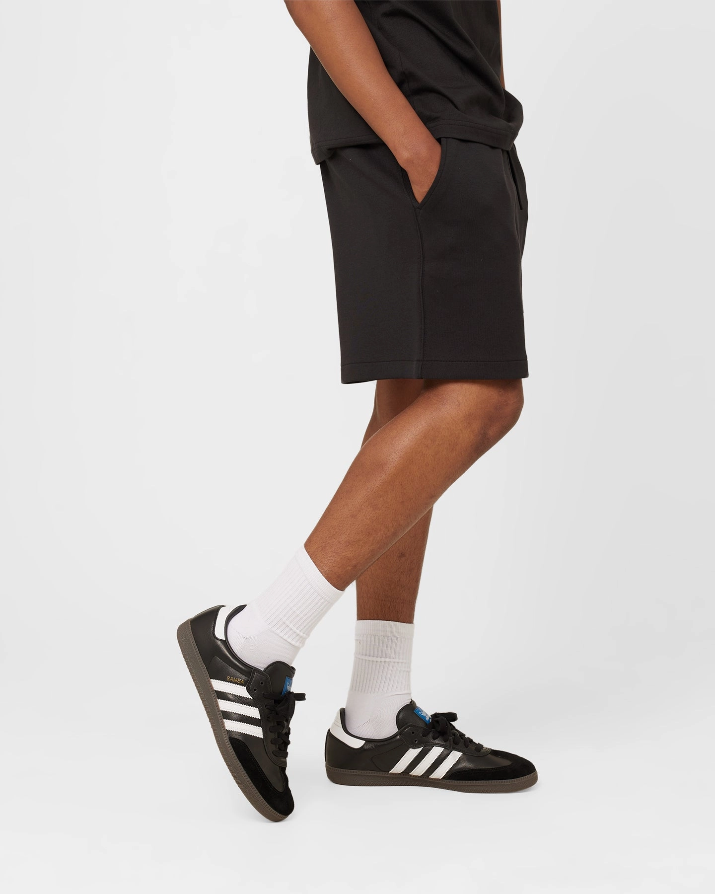 Adidas Adicolour Neuclassics Shorts Black Non slip grip
