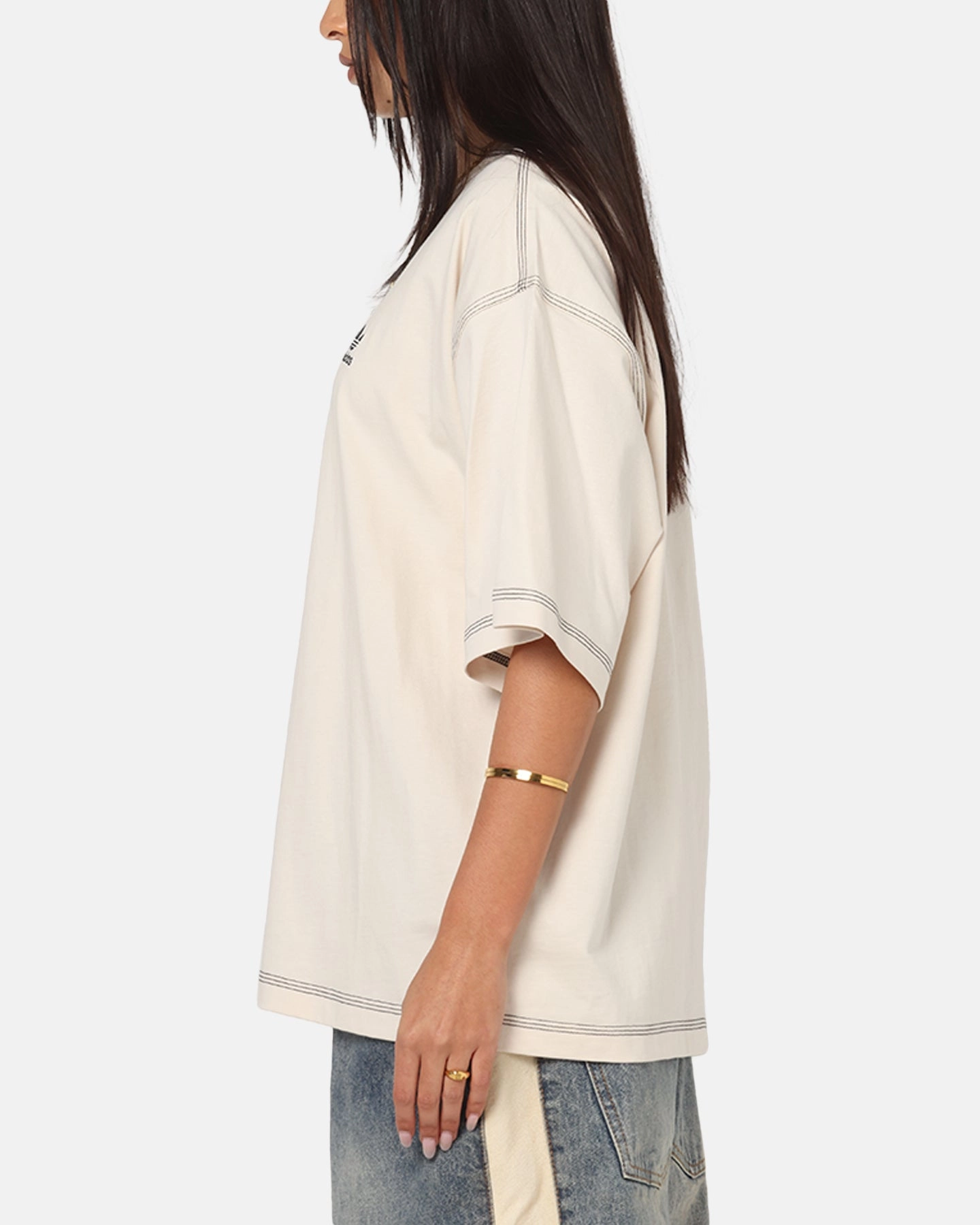 Adidas Essentials T-Shirt Wonder White MinimalistDesign Cozy Layering