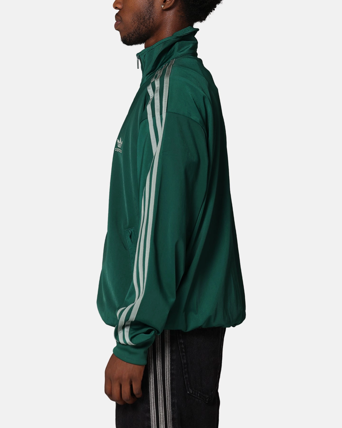 Adidas Firebird Track Jacket Green Task suitable for summer sports