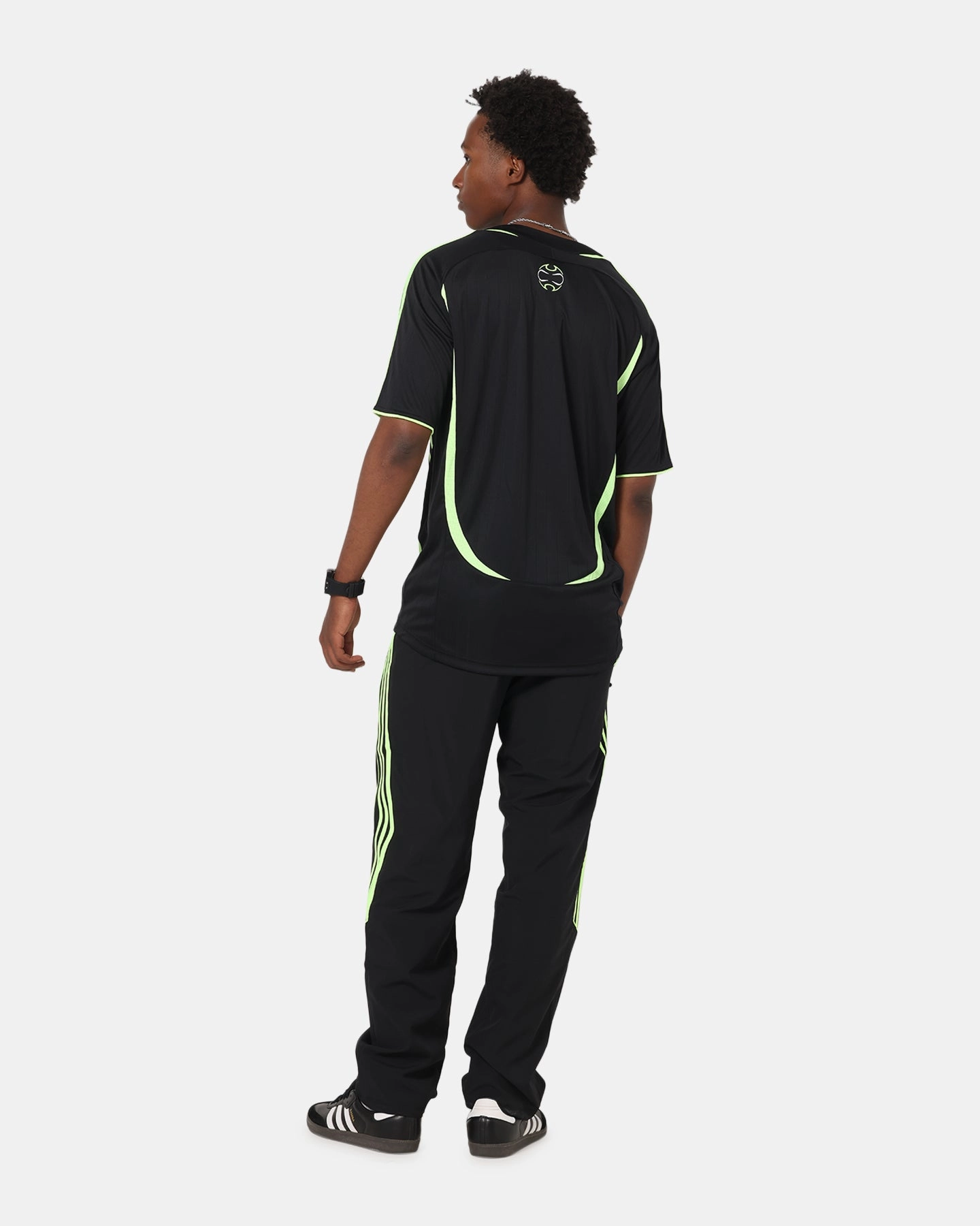 Adidas Teamgeist Adicolor T-Shirt Black/Green Simple and Light LowImpactDye