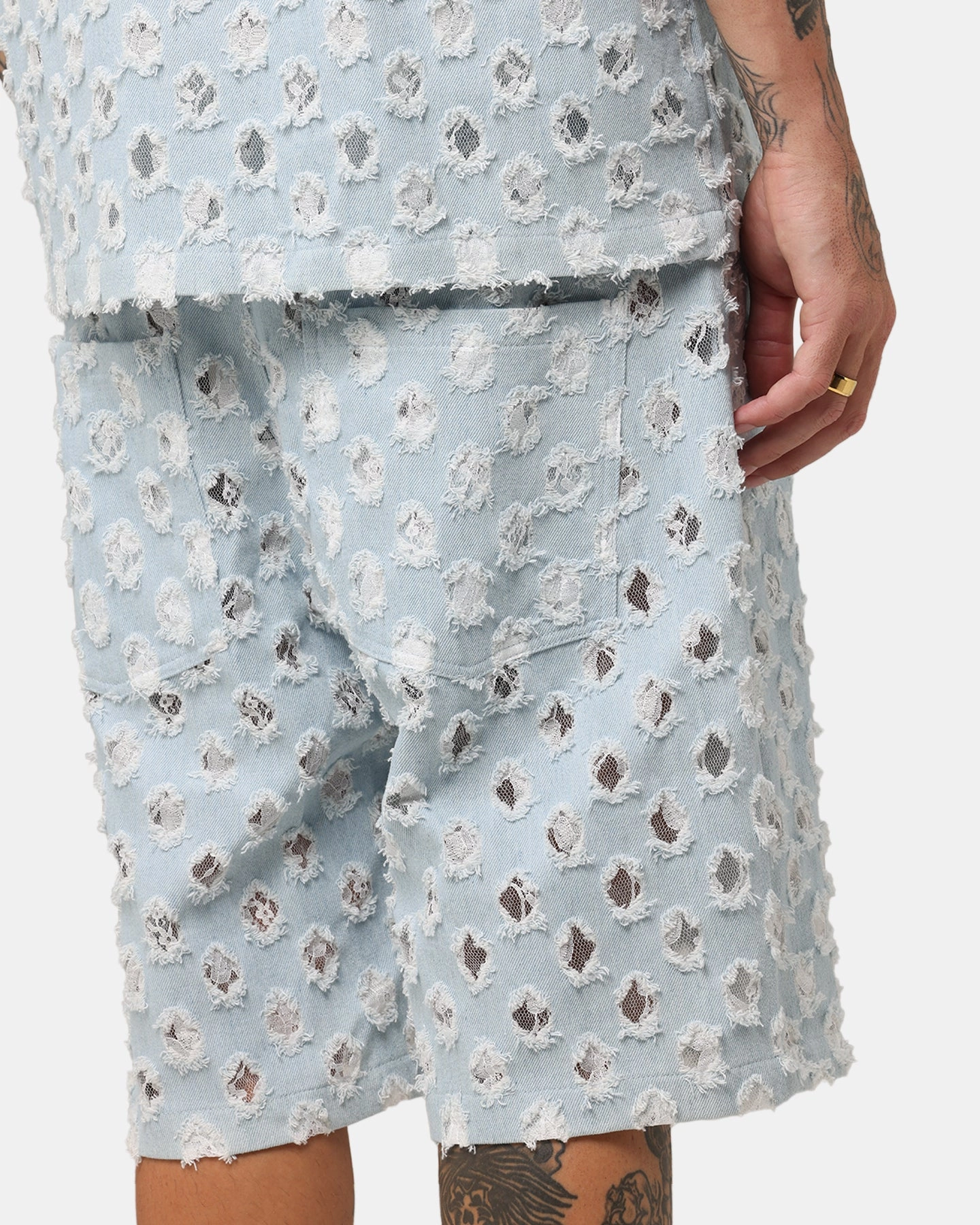 No Ride Up Silicone Grip No Slip Waistband XXIII Lace Textured Denim Jorts Light Blue