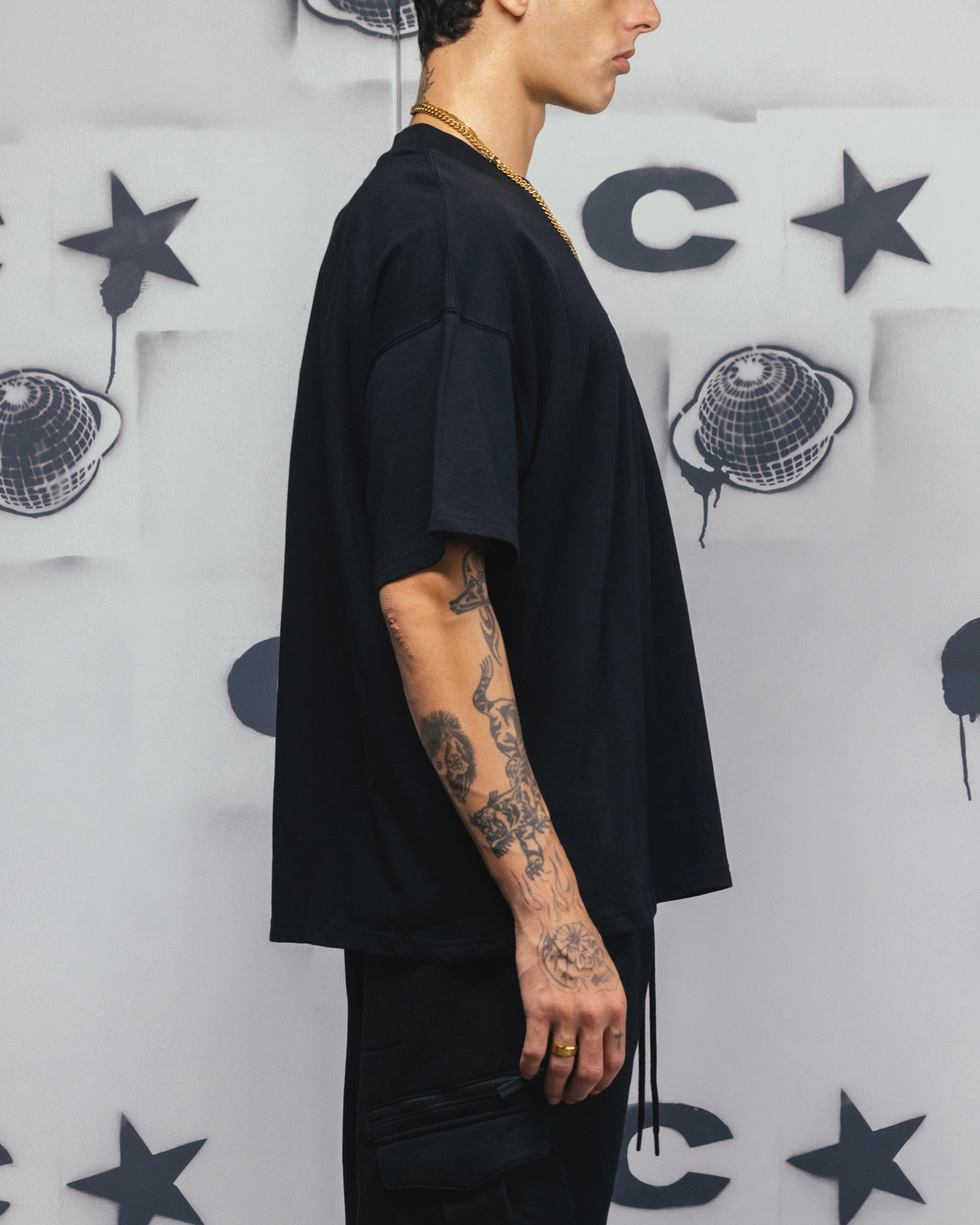 Soft Material Carre Embroidered Graffiti T-Shirt Black