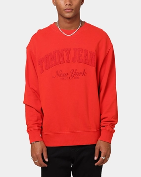 Tommy Jeans Relaxed Vintage Varsity Crewneck Red Hot Unisex Casual Fit