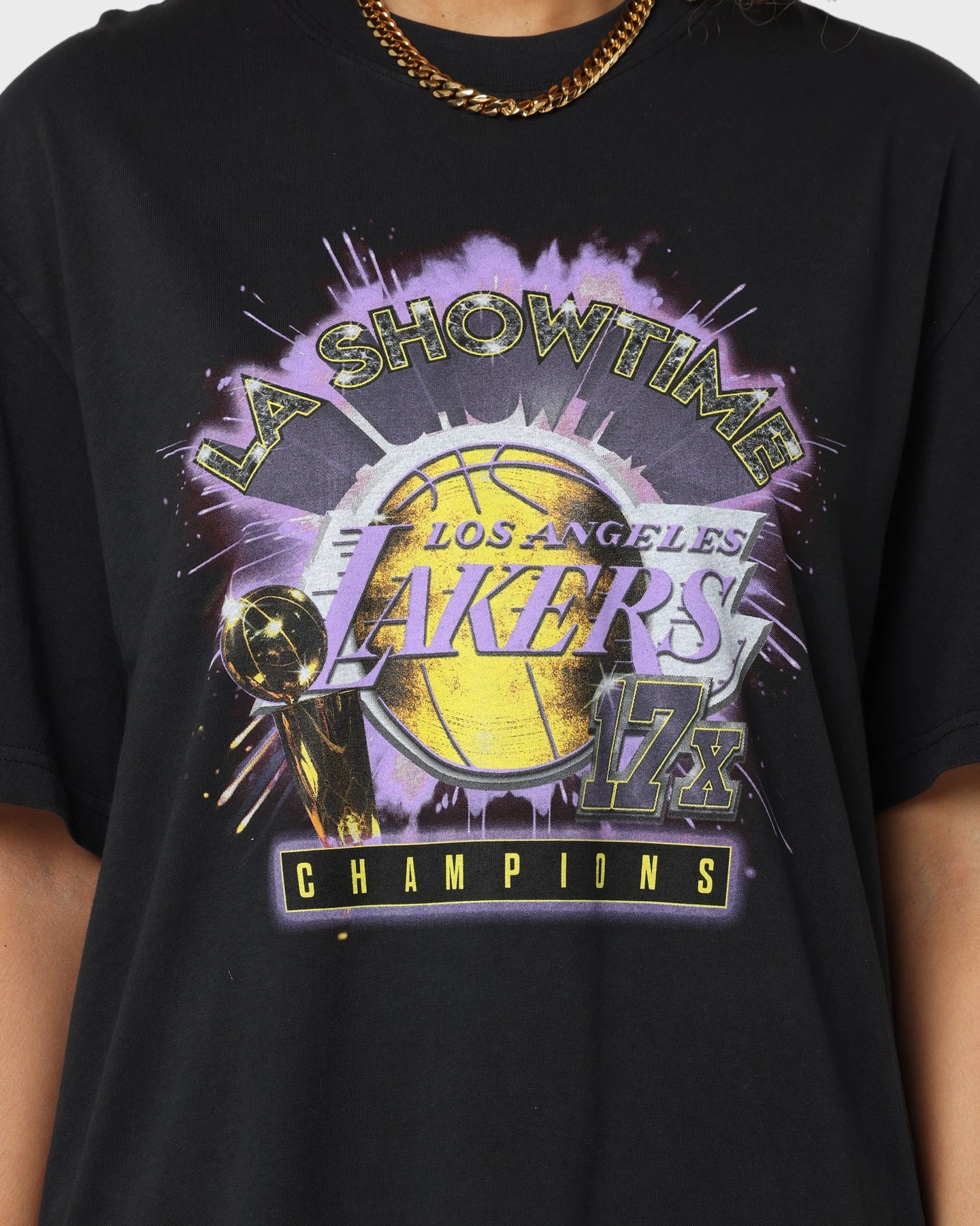 Layering Comfort Wear Fashion Fit Mitchell & Ness Los Angeles Lakers Showtime Vintage T-Shirt Faded Black