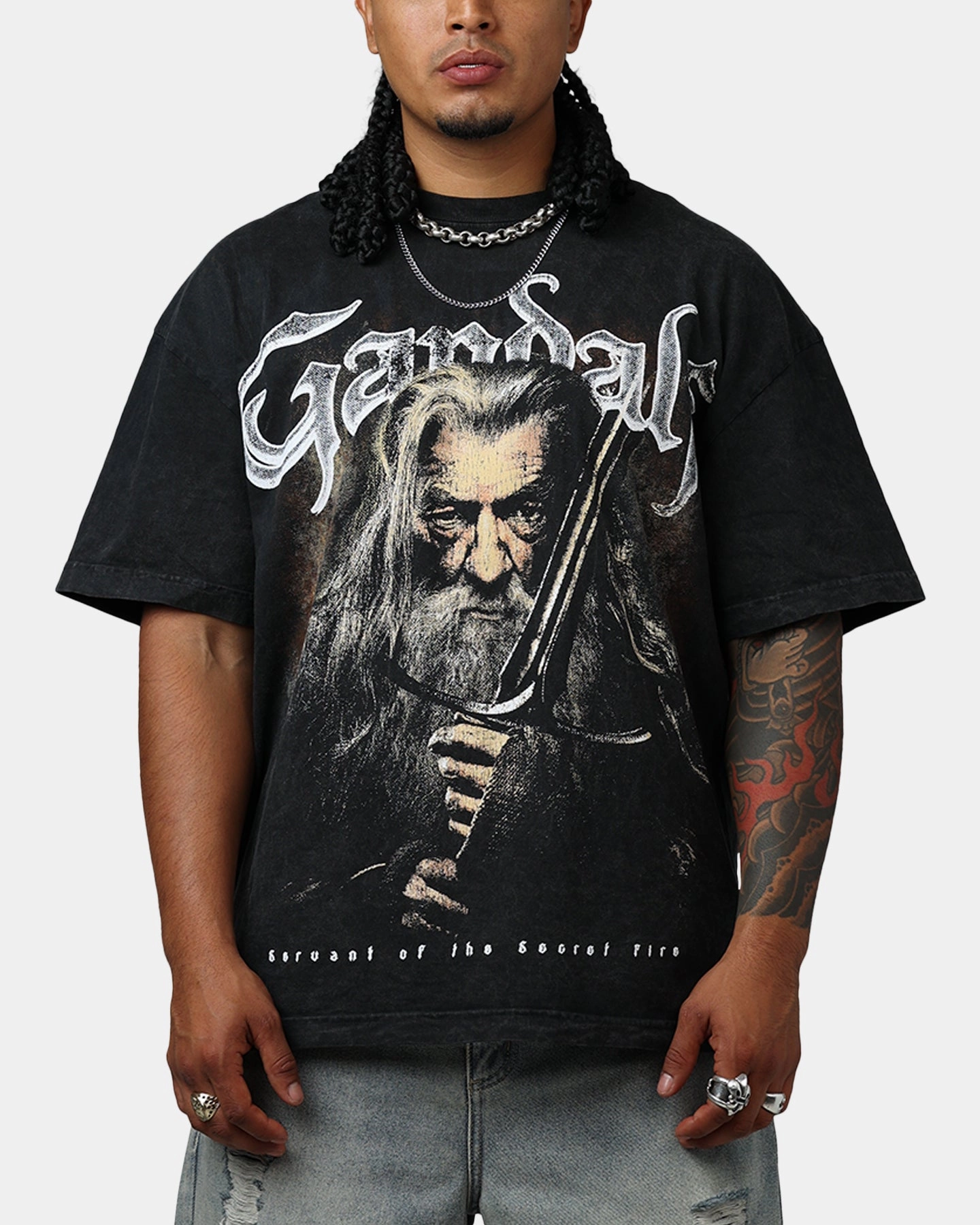 Everyday Style Trend Cool Layering Goat Crew X Lord Of The Rings Gandalf Fire Vintage T-Shirt Black Acidwash
