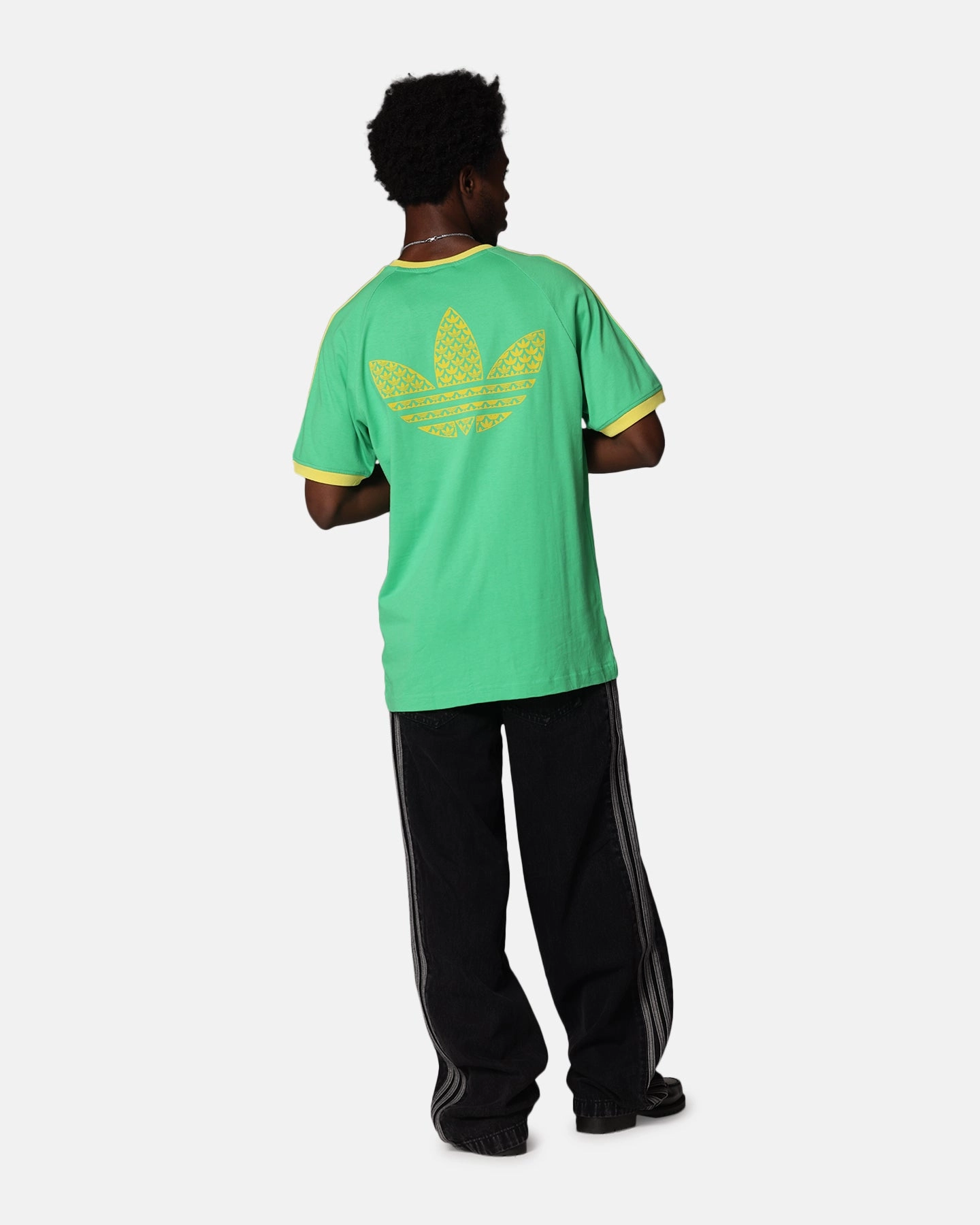 On-the-Go Fashion Slim fit sleekness Adidas Monogram Cali T-Shirt Green