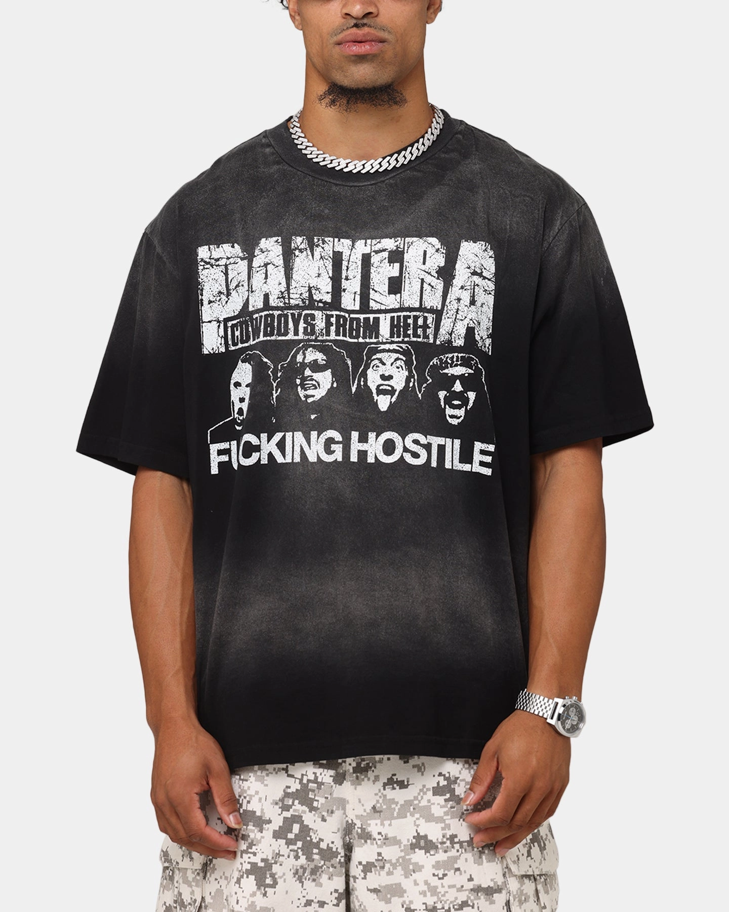 Active Style Trend Athletic and Cool Pantera F#cking Hostile Vintage T-Shirt Washed Black