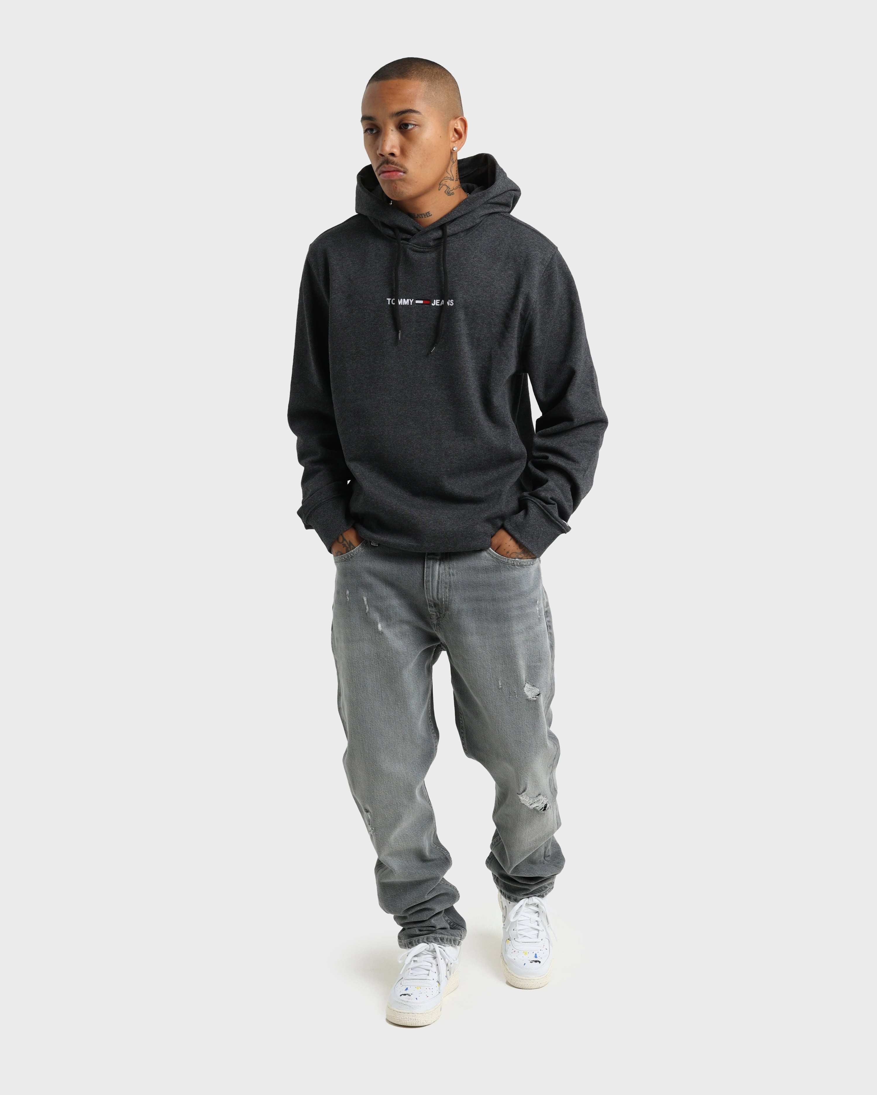 Tommy Jeans Straight Logo Hoodie Black Walk Easy Care