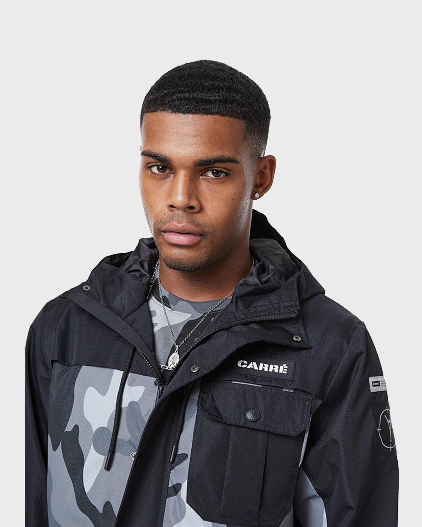suitable for winter sports Carr?? Utilitaire Windbreaker Black Camo