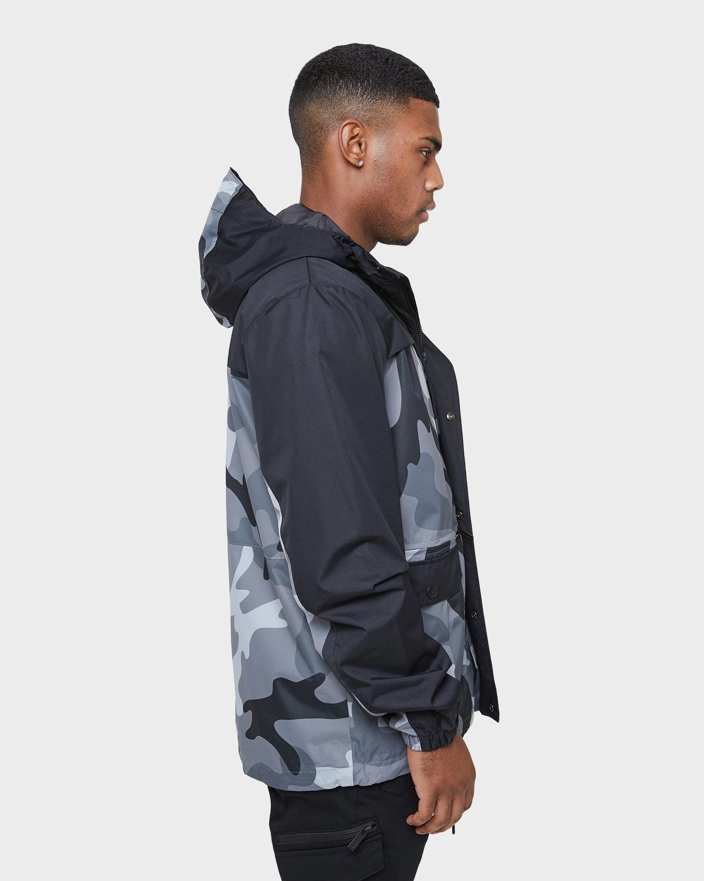 Carr?? Utilitaire Windbreaker Black Camo Unique