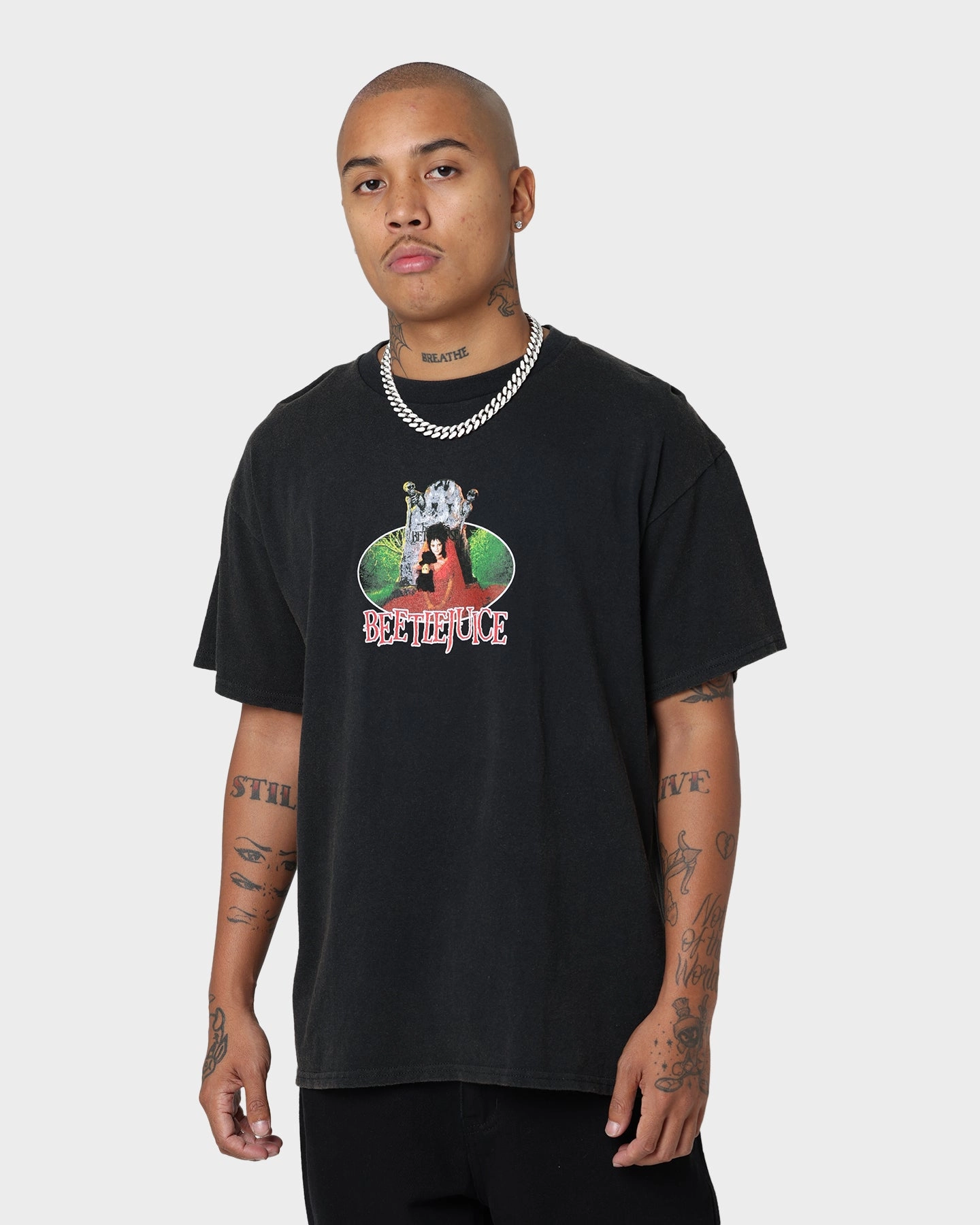 Casual Essentials Pastel color American Thrift X Beetlejuice Lydia Vintage T-Shirt Vintage Black