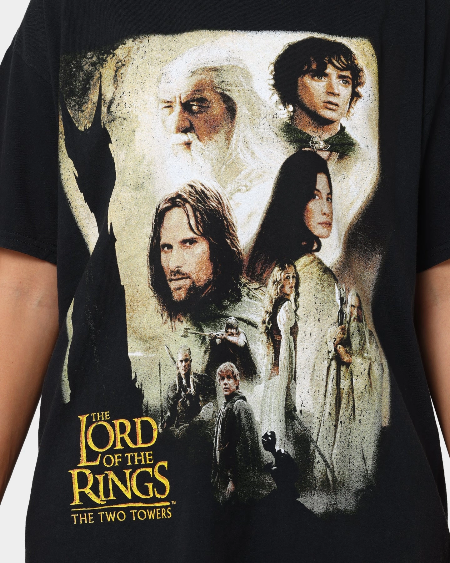 Trendy popularity Flexible Fit American Thrift X Lord Of The Rings The Two Towers Poster Vintage T-Shirt Washed Black