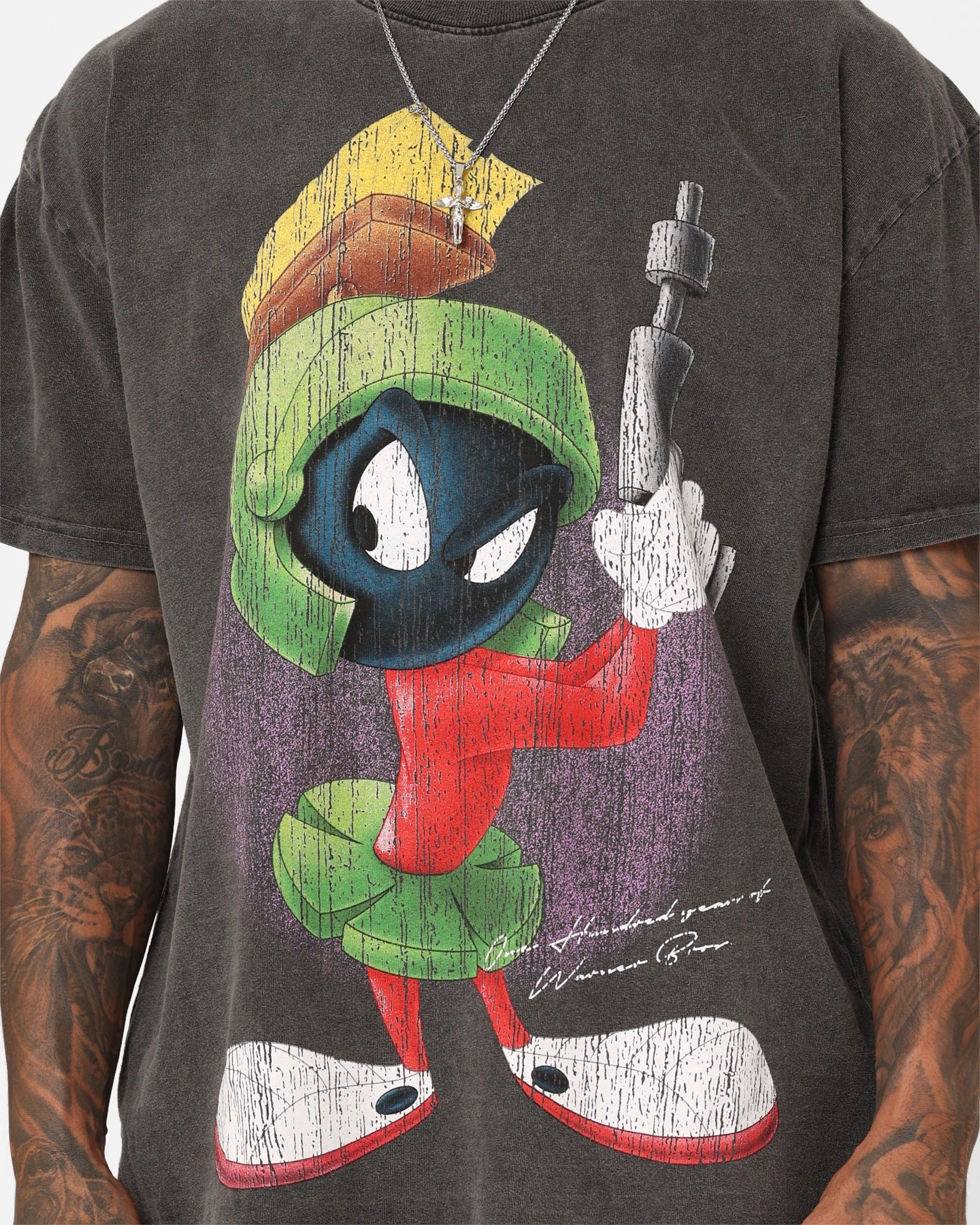 Comfortable Chilly Day Essentials American Thrift X Warner Bros. Marvin The Martian Vintage Heavyweight T-Shirt Black Wash