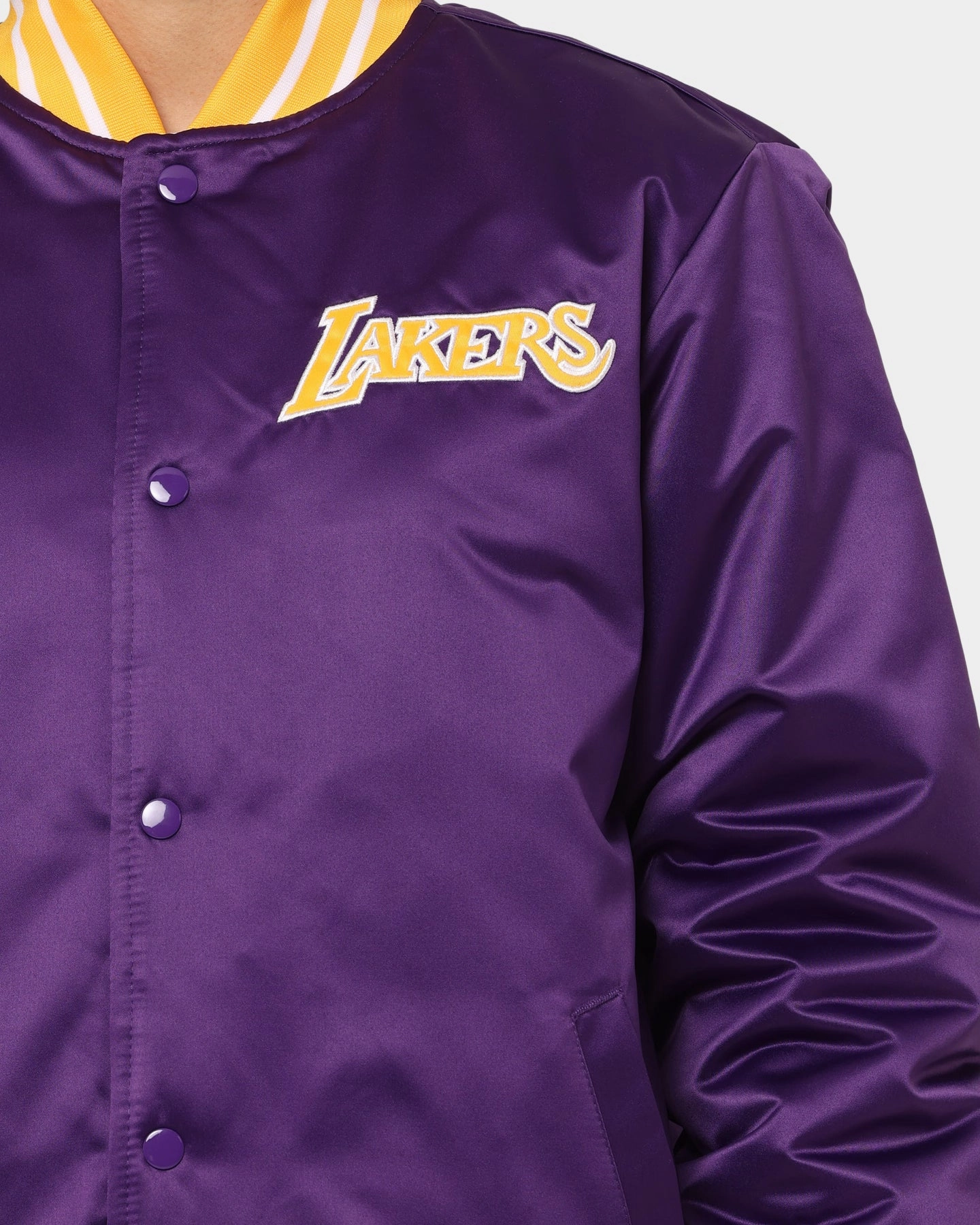 Neutral Noise Free Movement Mitchell & Ness Los Angeles Lakers Heavyweight Satin Jacket Purple