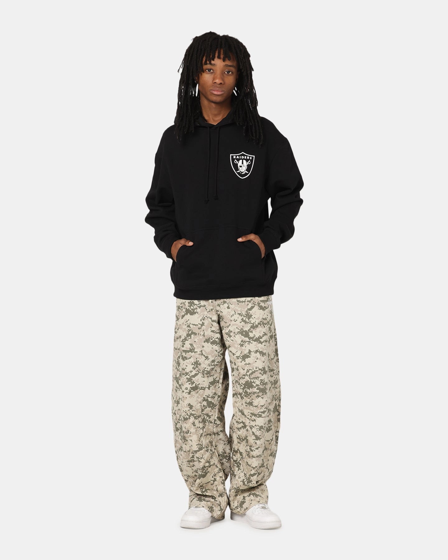 Secure Fit Design Remote - controlled Majestic Athletic Las Vegas Raiders Champs Serial Mono Hoodie Black