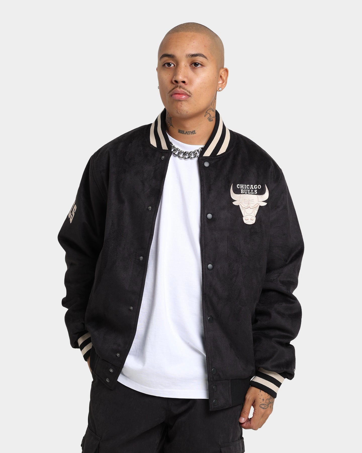 spring season New Era Chicago Bulls Suede Jacket Black