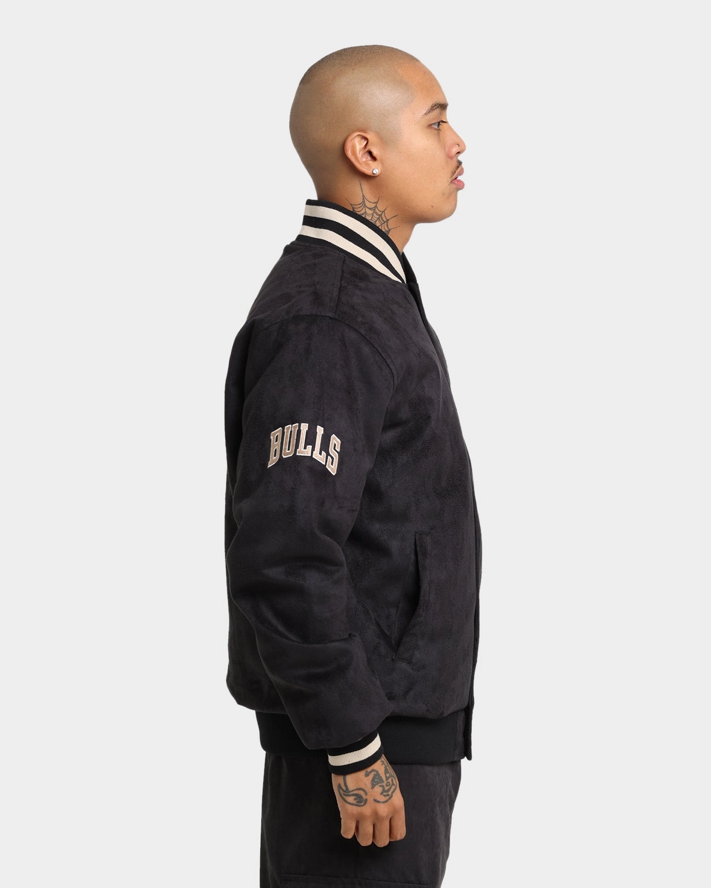 outdoor barbecue suitable for talent shows New Era Chicago Bulls Suede Jacket Black