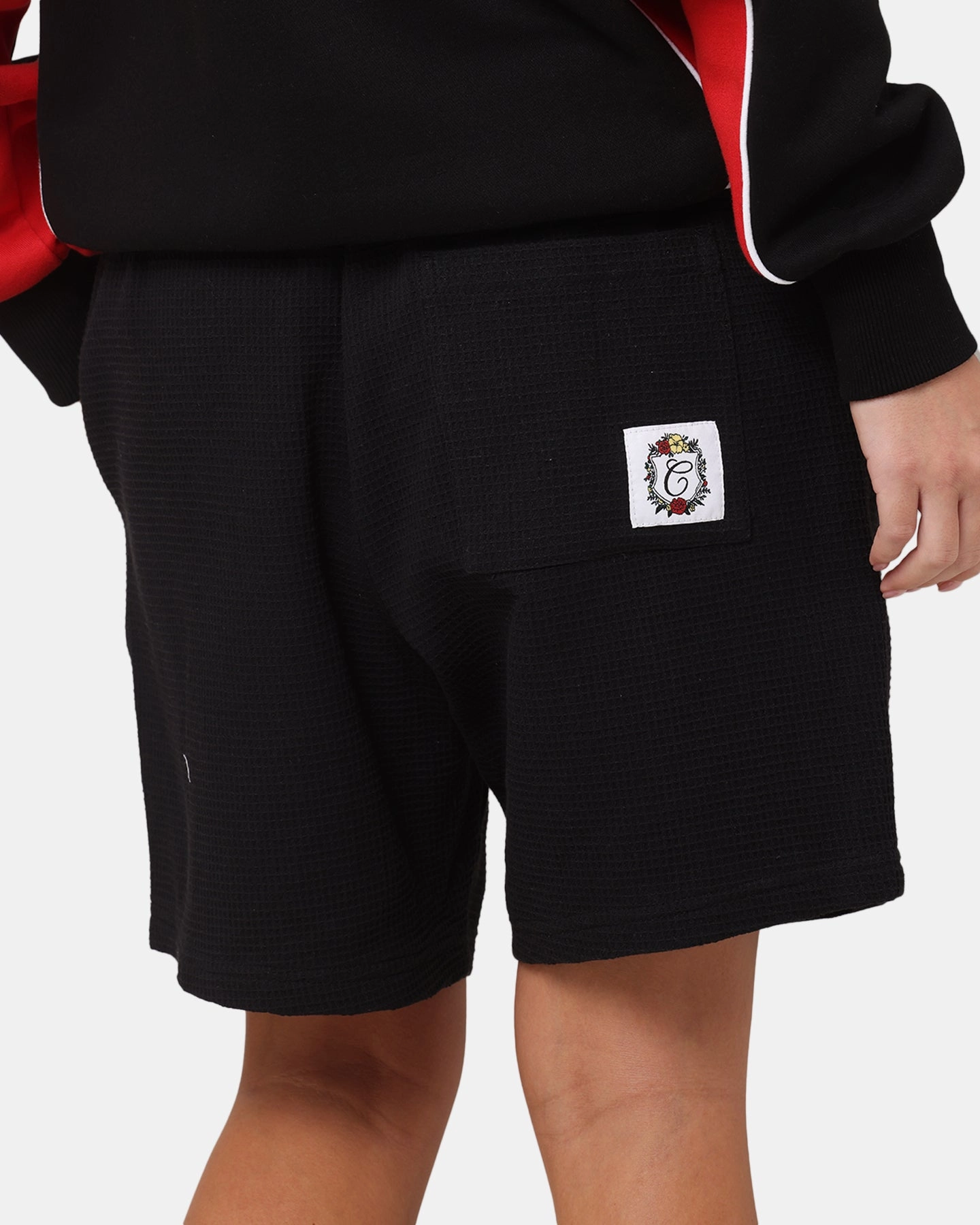 Wide-leg cut laid-back style Carre Waffle Shorts Black
