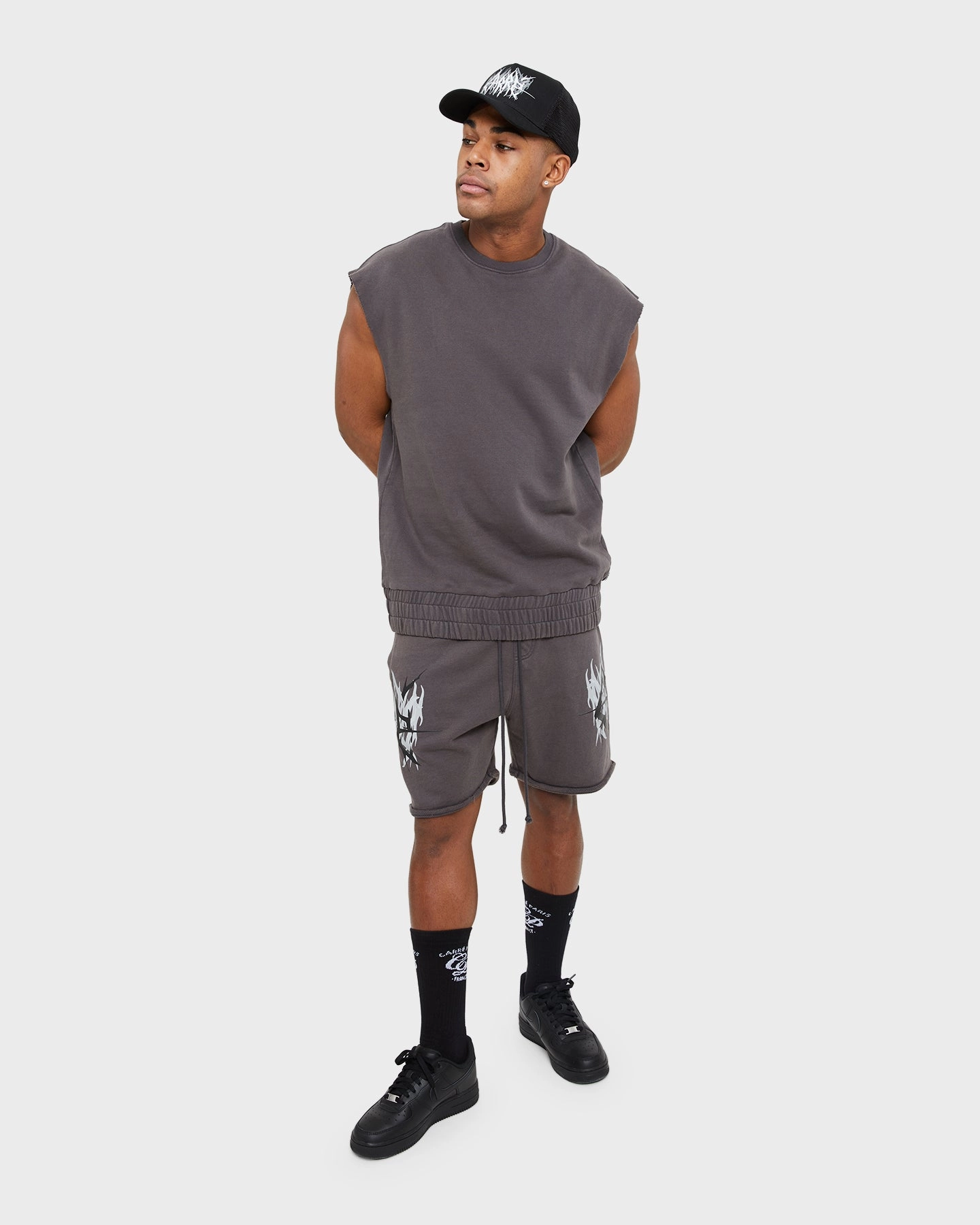 Carre Metalle Muscle Crewneck Washed Grey Sporty Layer Look