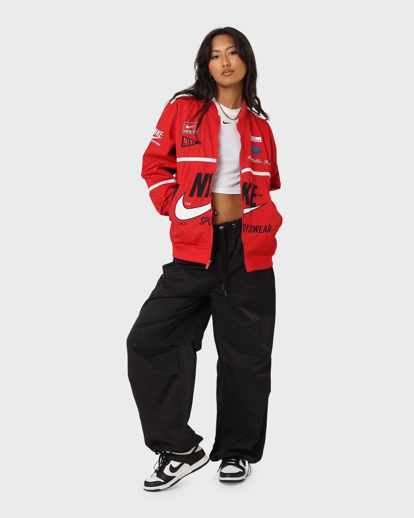 Nike Sportswear Mercato Woven Bomber Jacket University Red/Black/White suitable for holidays Fashion Ease