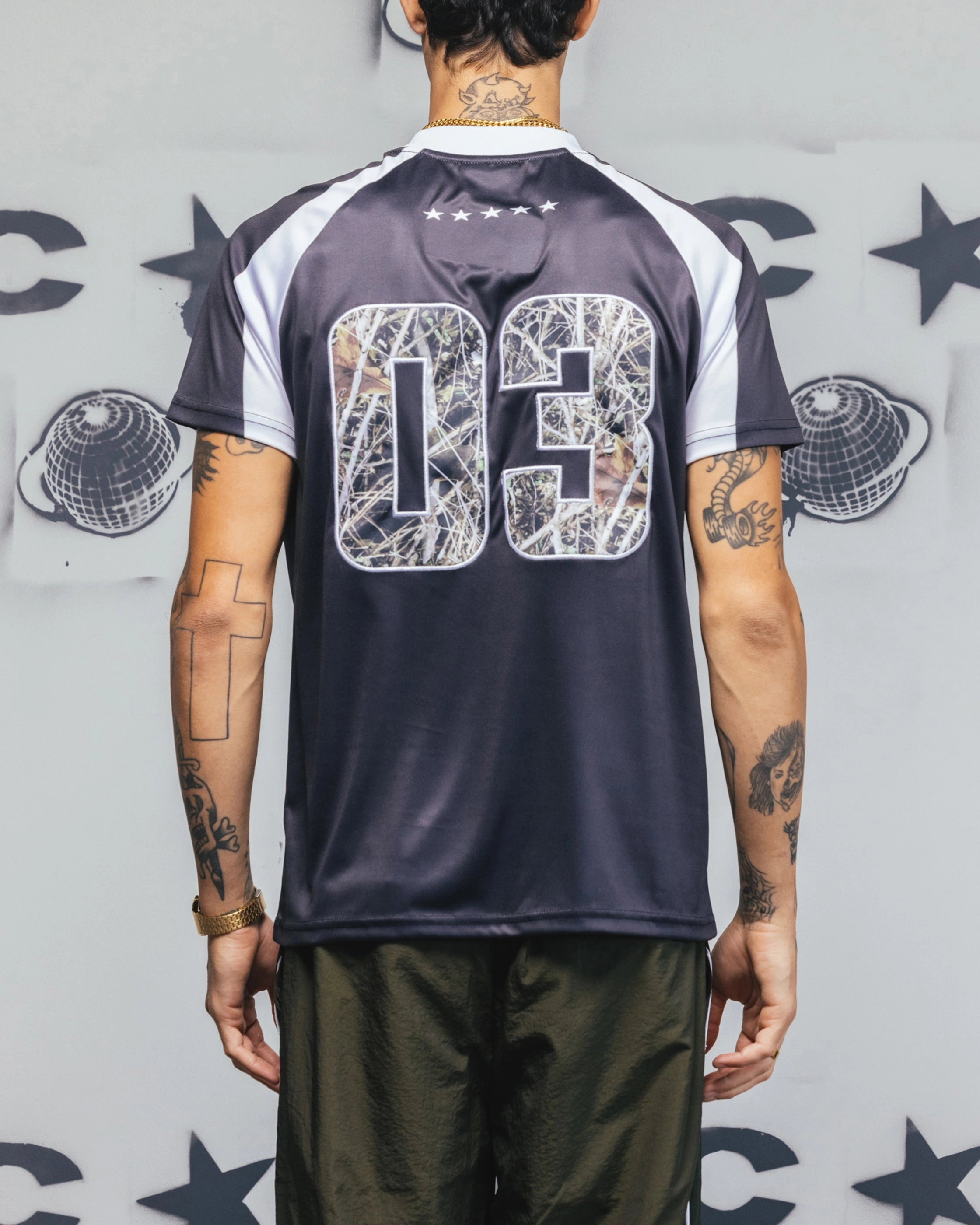 Carre Striker Jersey T-Shirt Black/White Thermal Regulating Fabric Wind Resistant Barrier