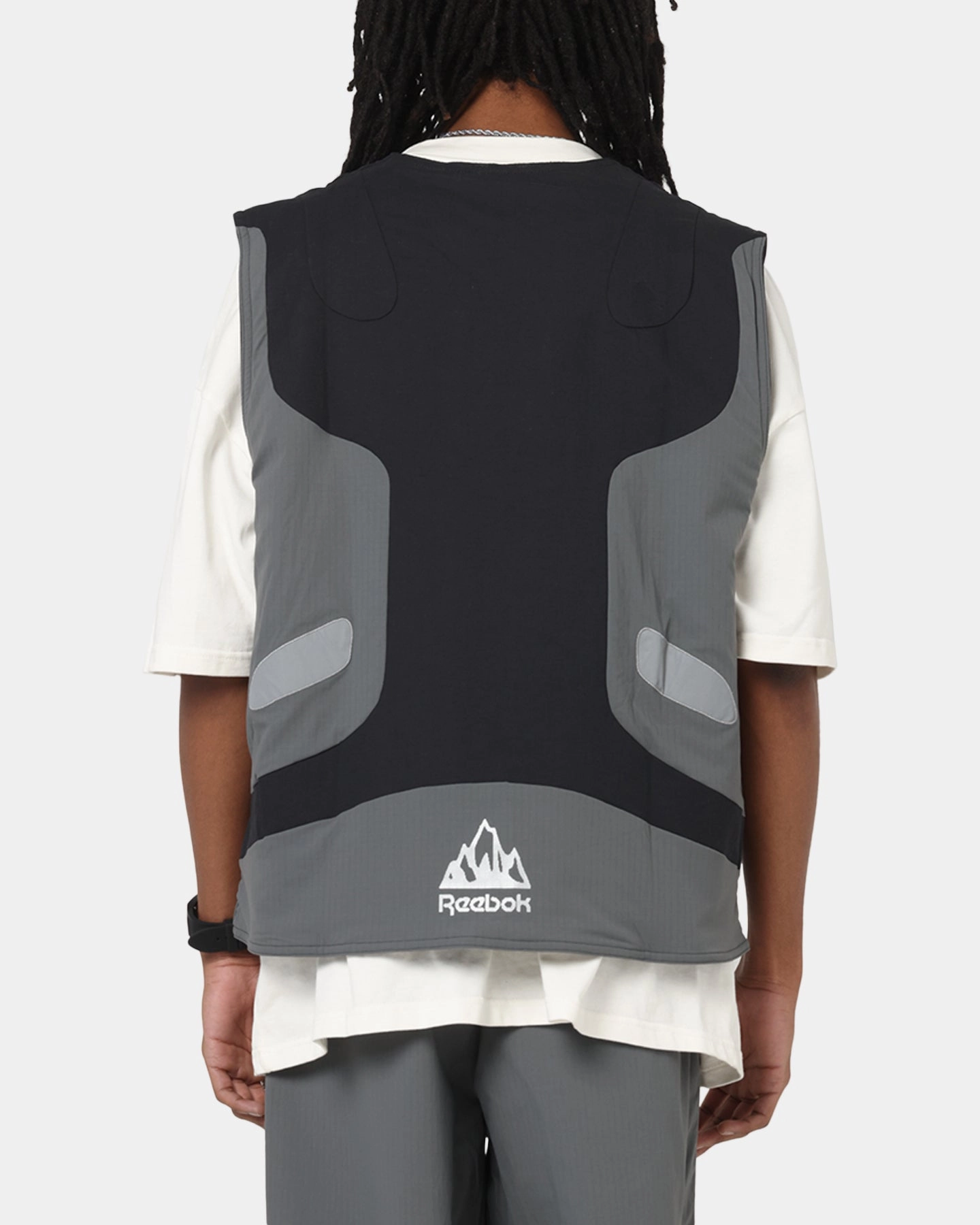 AdjustableCuffs holiday Reebok X Market Reversible Vest Black/Silver