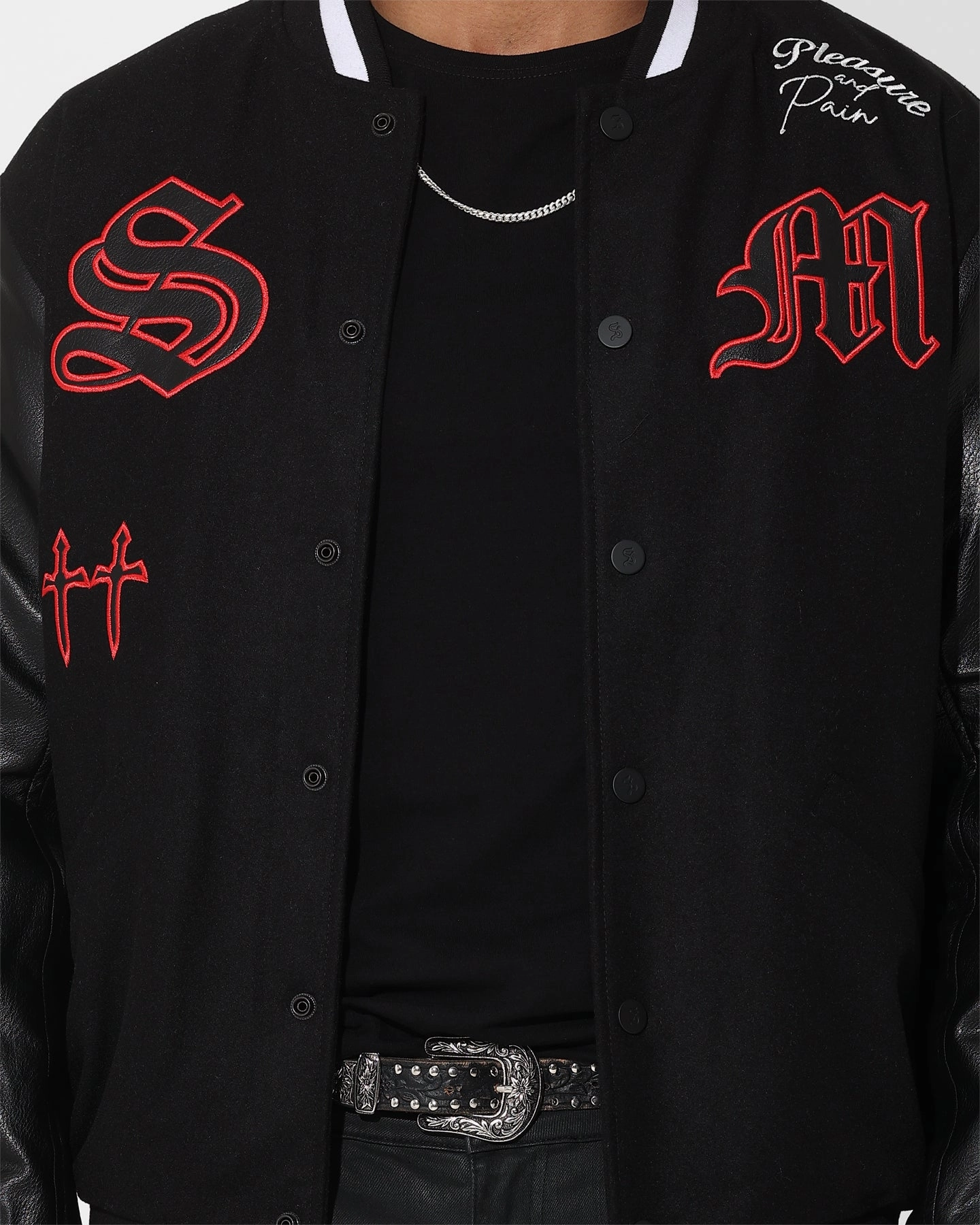 Saint Morta Graveyard Varsity Jacket Black/Red/White Practical Layer Operation