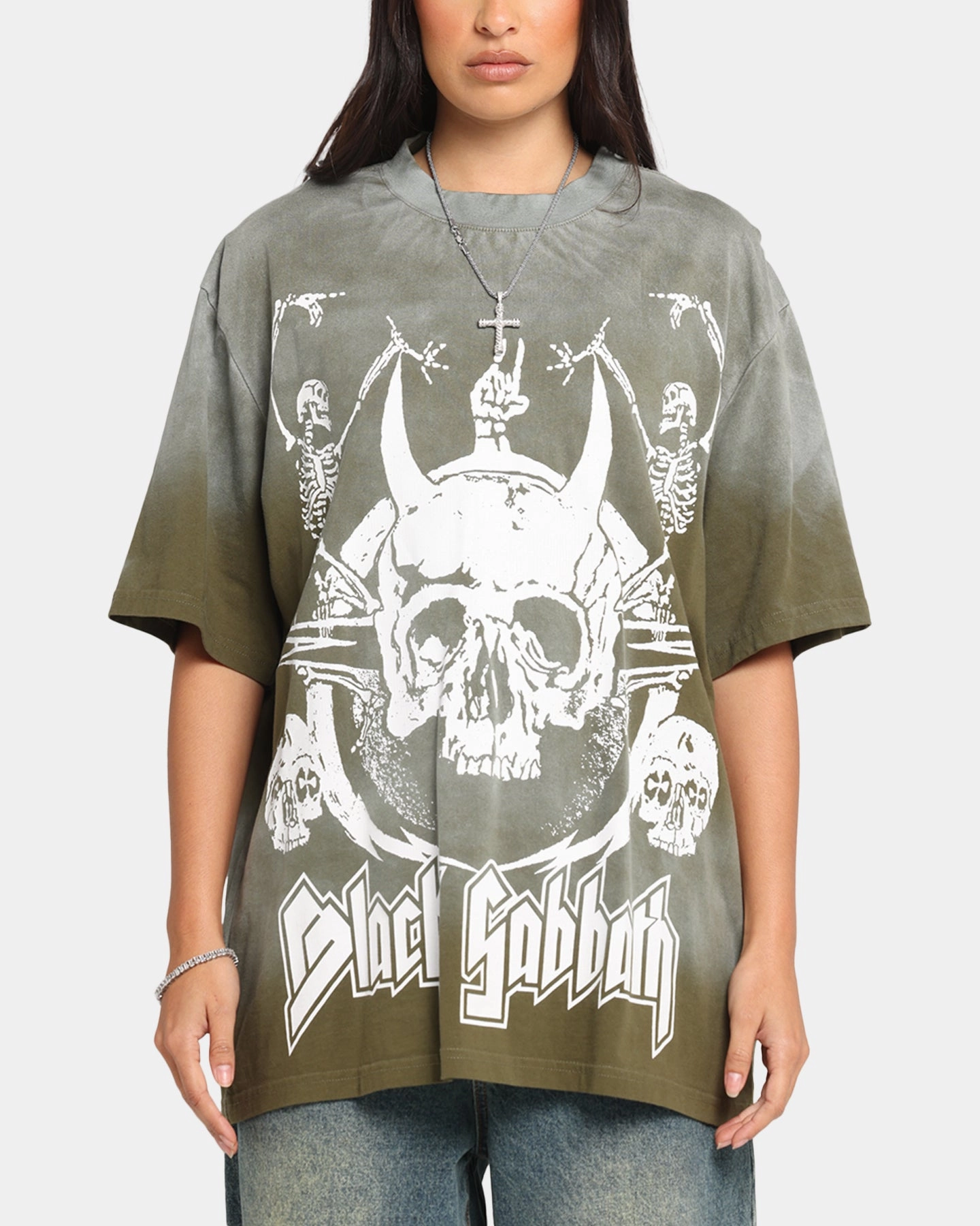 NeutralTonesCollection hypoallergenic Black Sabbath Sabbath Hem Vintage T-Shirt Washed Black