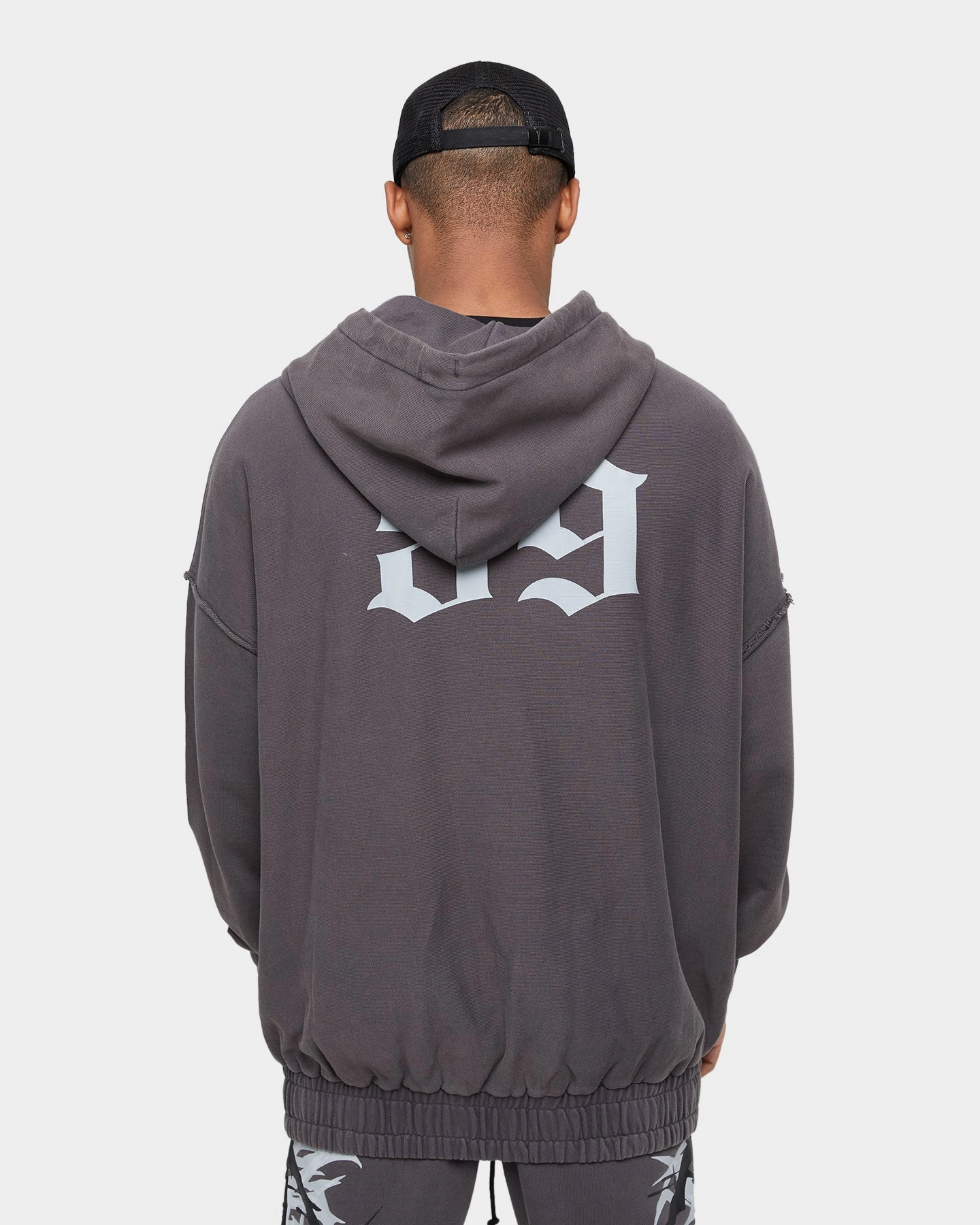 Supply Carre Metalle Distressed Hoodie Washed Grey