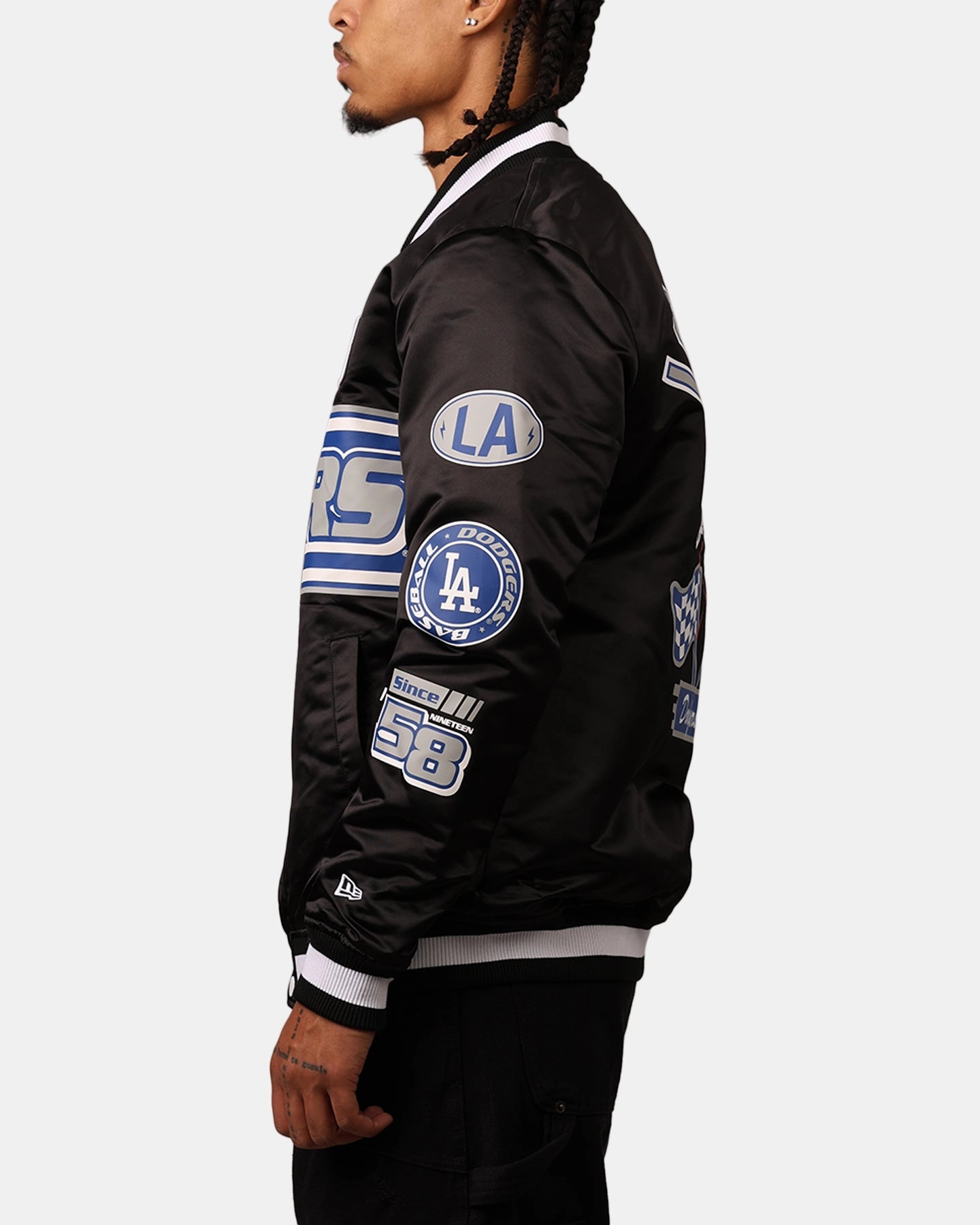 New Era Los Angeles Dodgers 2024 Rally Drive Jacket Black/White Rollaway Collar Feature
