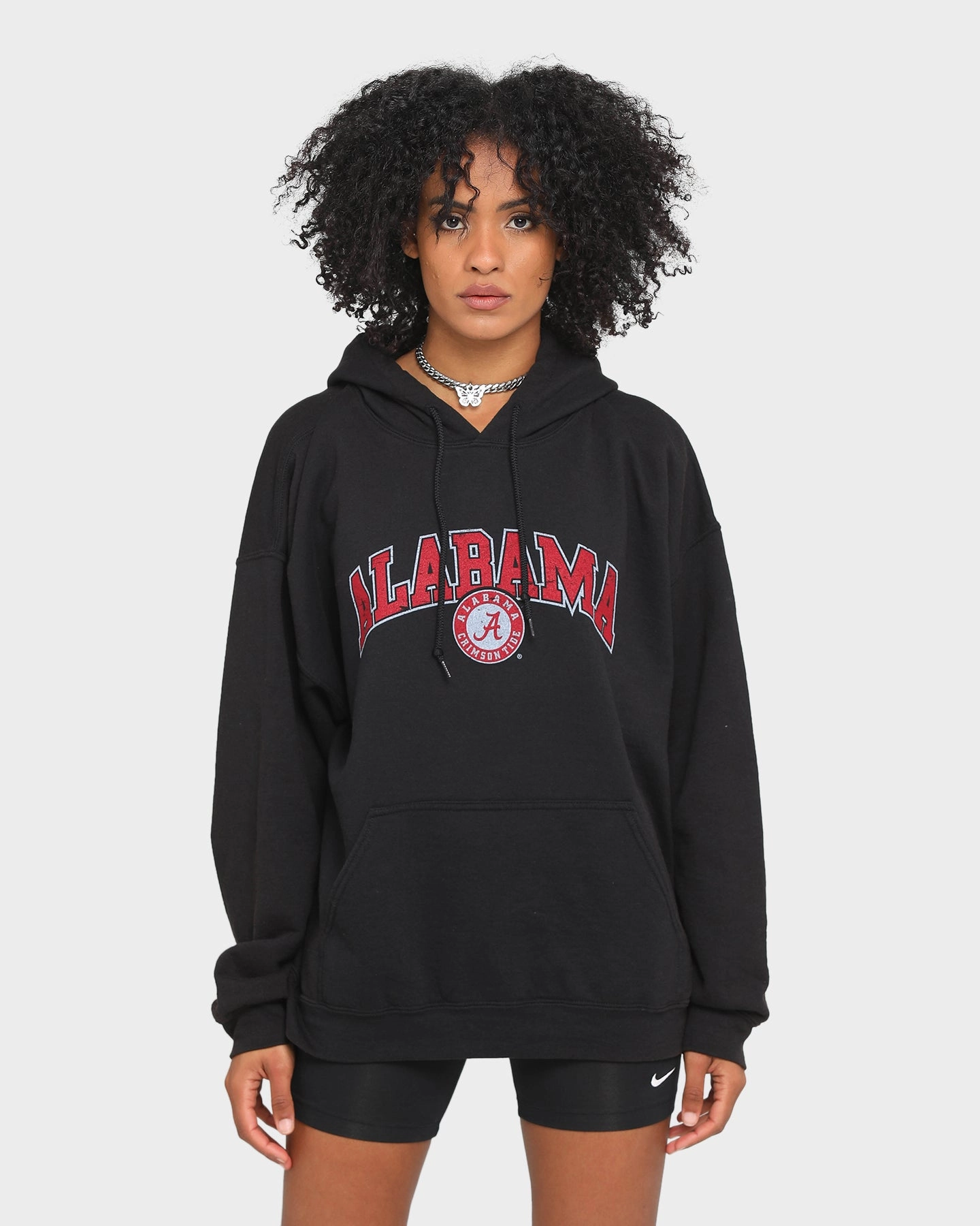 Skinny Fit Ergonomic Pattern NATIONAL COLLEGIATE ATHLETIC ASSC Alabama Vintage Arch Hoodie Vintage Black